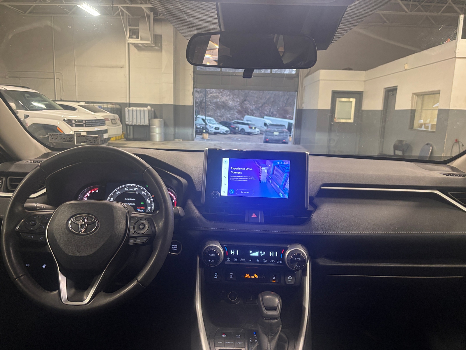 Thumbnail: 2025 Toyota RAV4 - 3