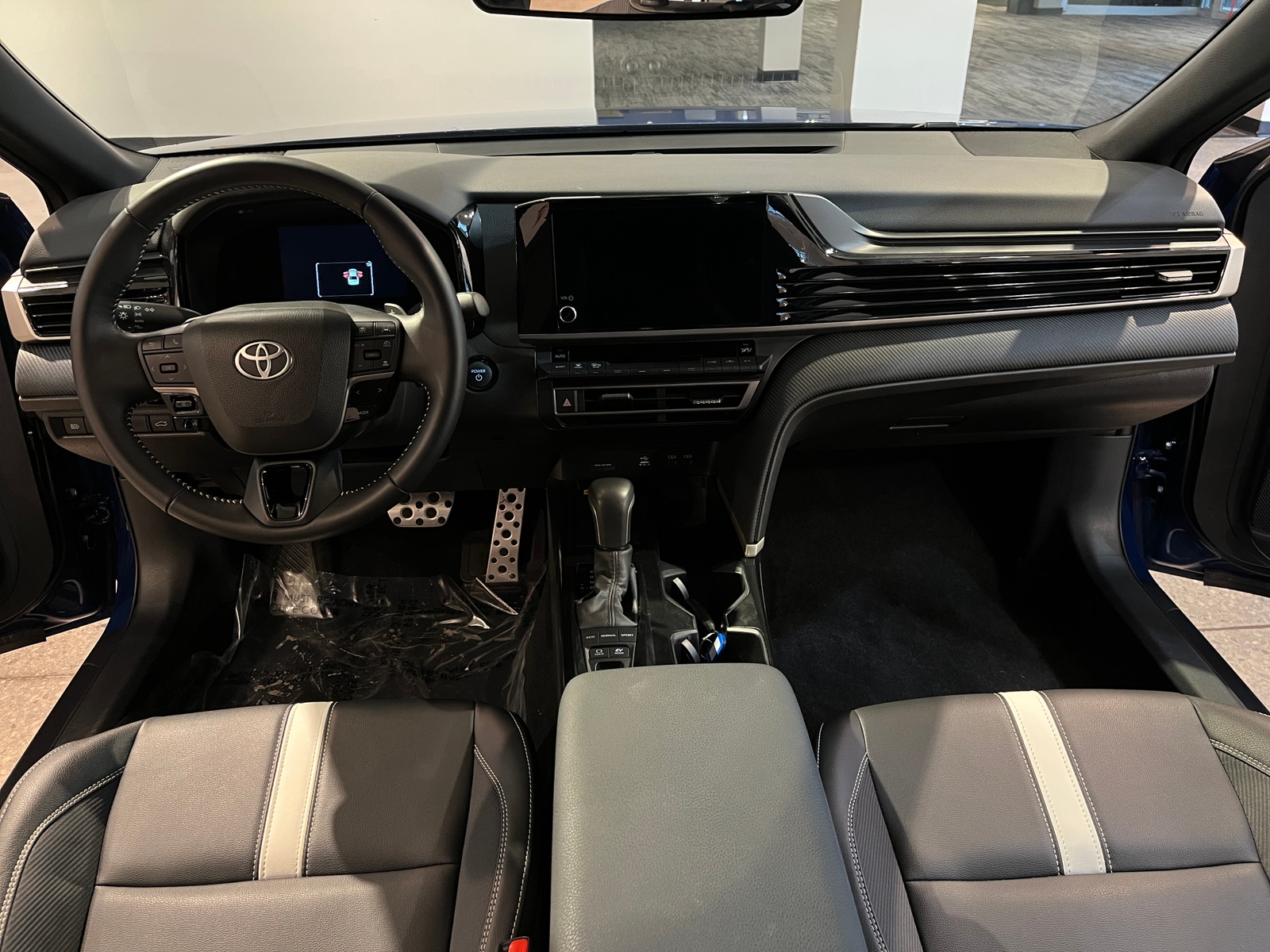 Thumbnail: 2025 Toyota Camry - 3