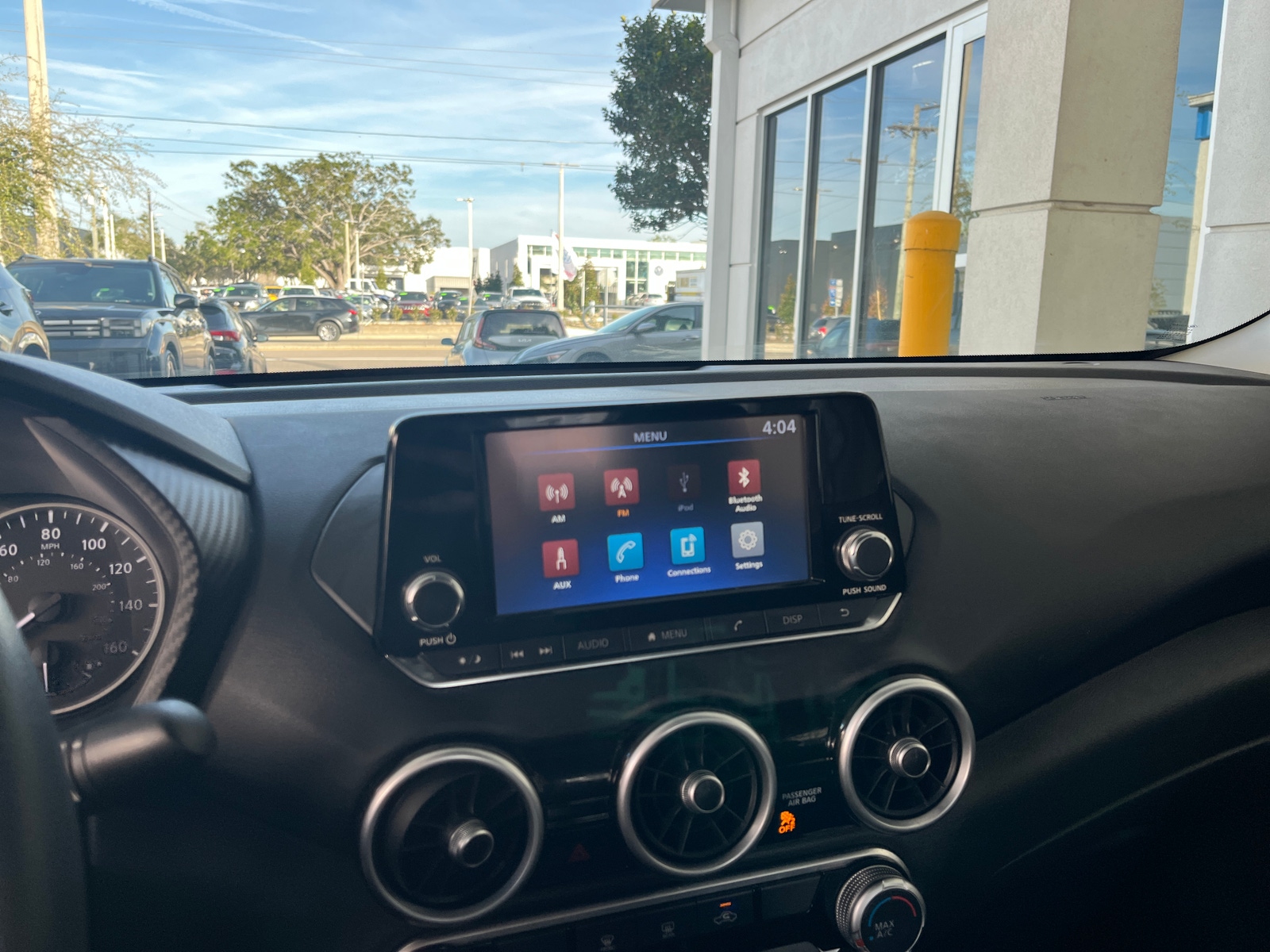 Thumbnail: 2025 Nissan Sentra - 4