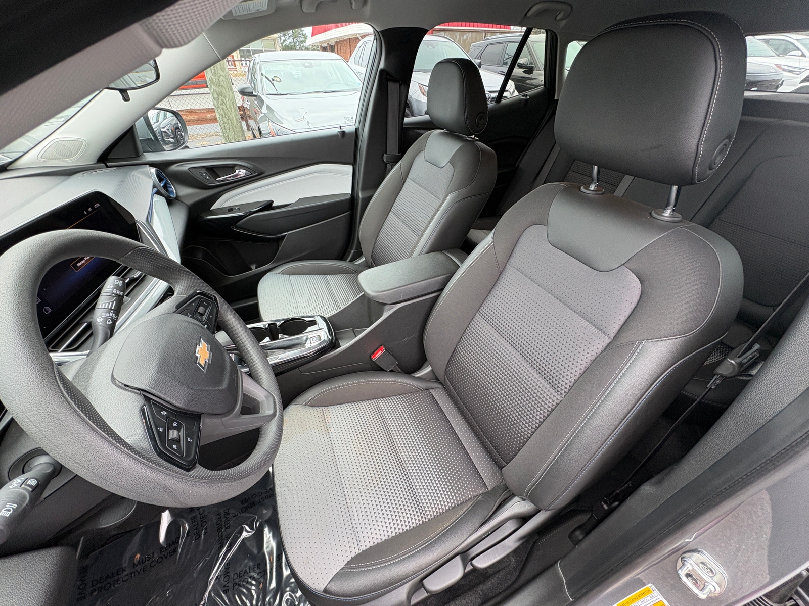 Thumbnail: 2025 Chevrolet Trax - 2