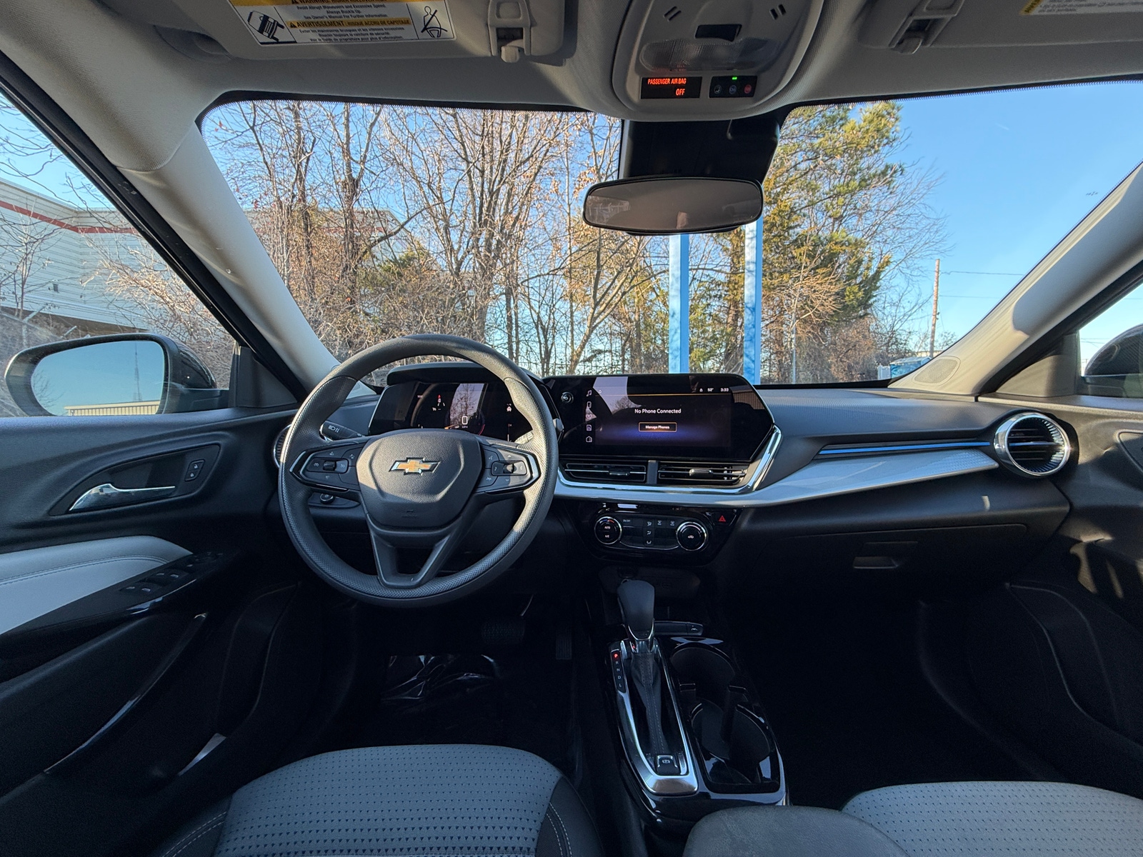 Thumbnail: 2025 Chevrolet Trax - 3