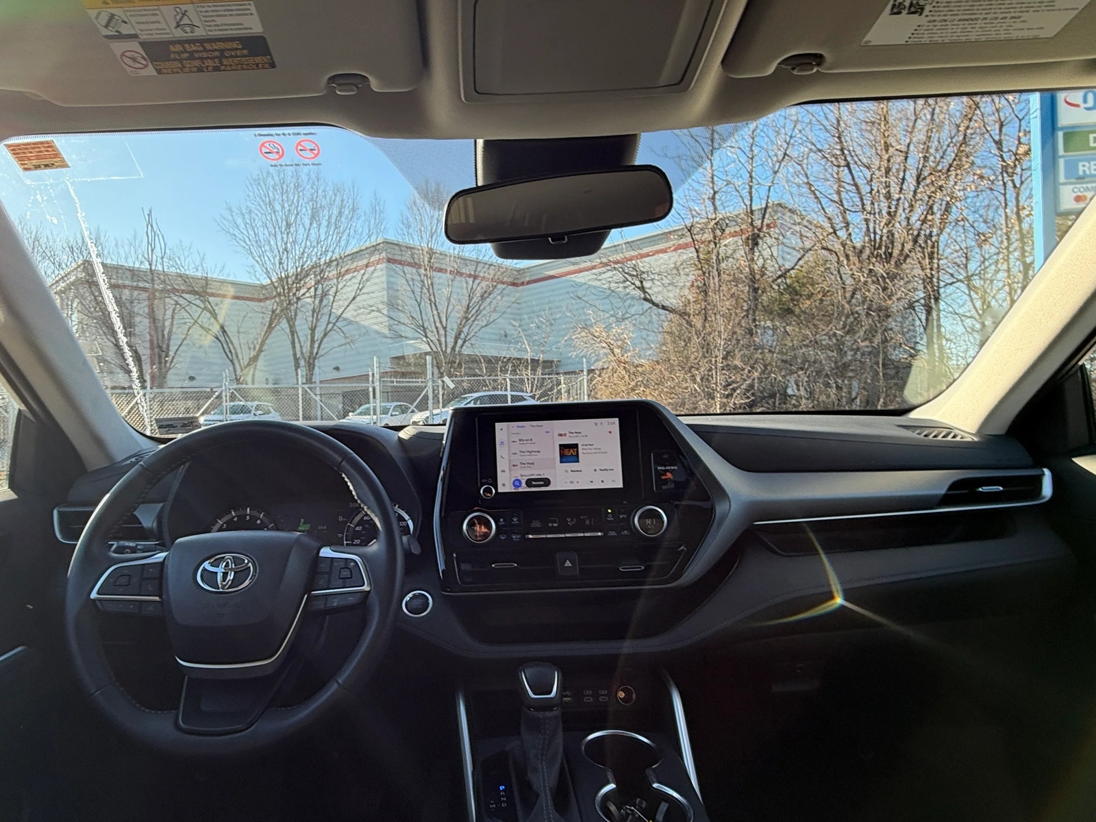 Thumbnail: 2025 Toyota Highlander - 3