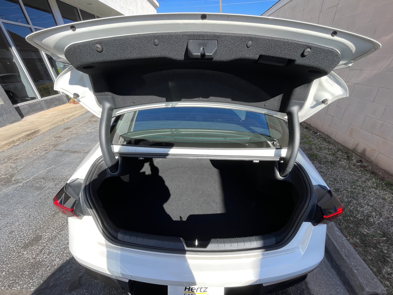 Thumbnail: 2025 Kia K5 - 6