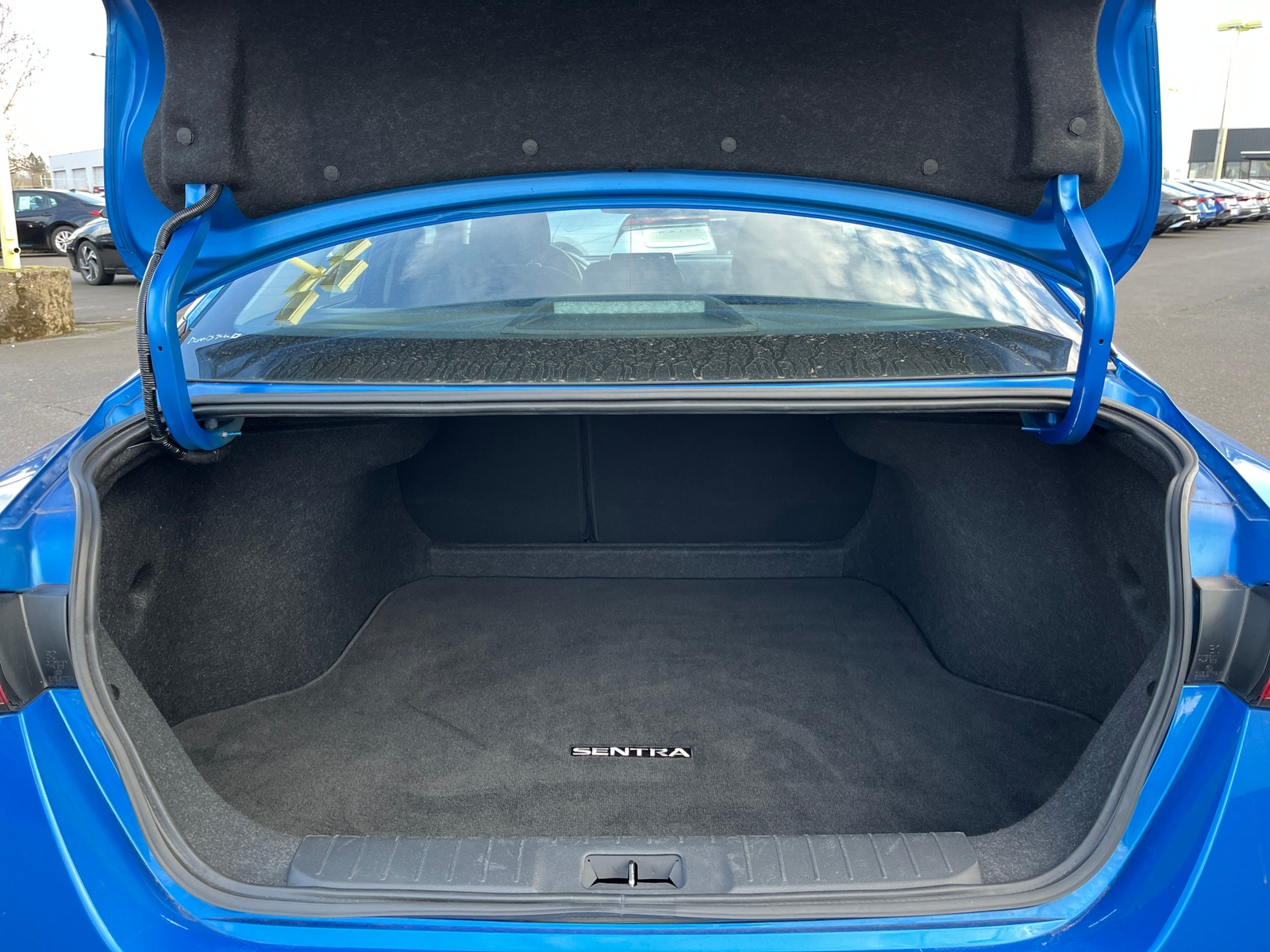 Thumbnail: 2025 Nissan Sentra - 6