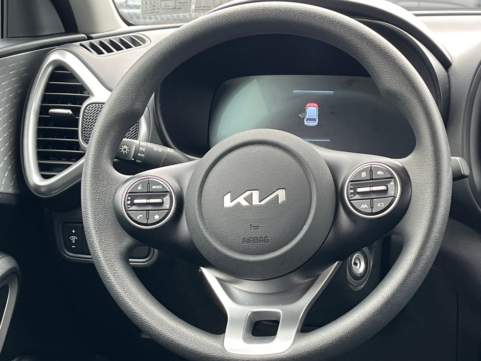 Thumbnail: 2024 Kia Soul - 5