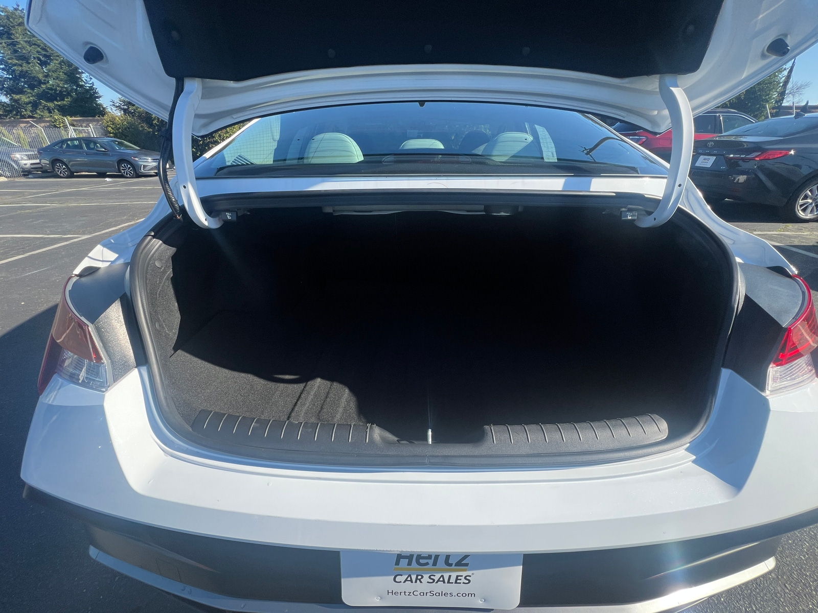 Thumbnail: 2025 Hyundai Elantra - 5