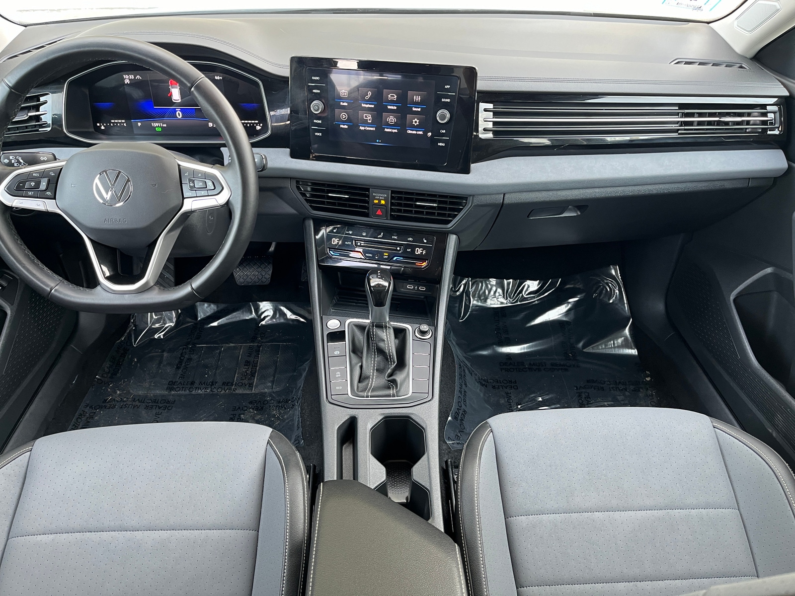 Thumbnail: 2025 Volkswagen Jetta - 3