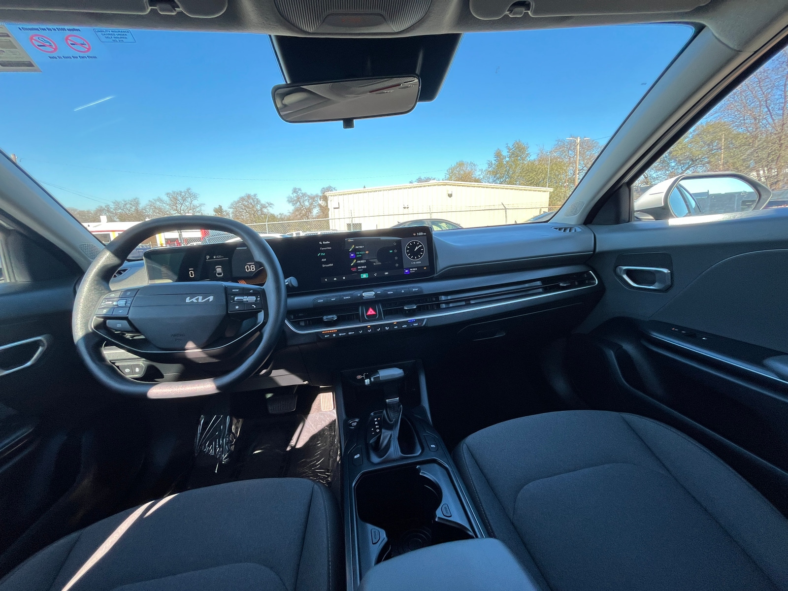 Thumbnail: 2025 Kia K4 - 3