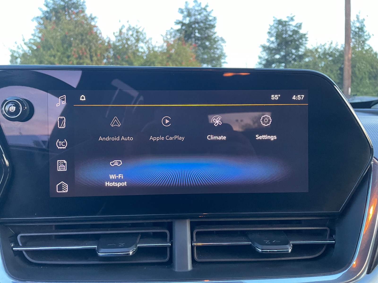 Thumbnail: 2025 Chevrolet Trax - 4