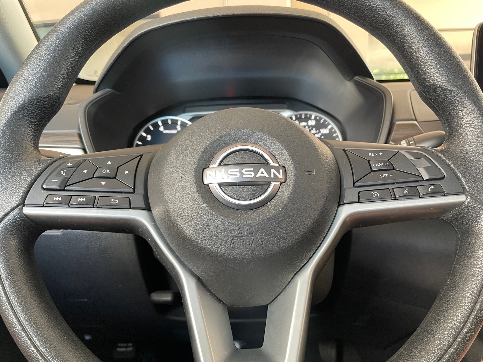 Thumbnail: 2025 Nissan Altima - 5