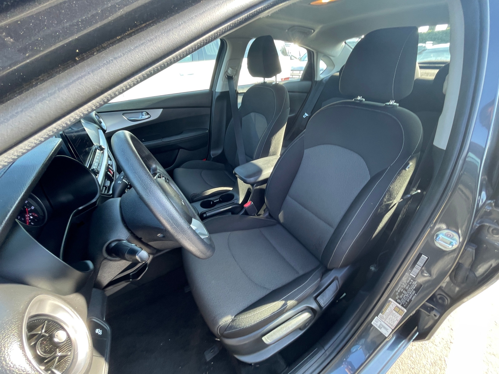 Thumbnail: 2023 Kia Forte - 2