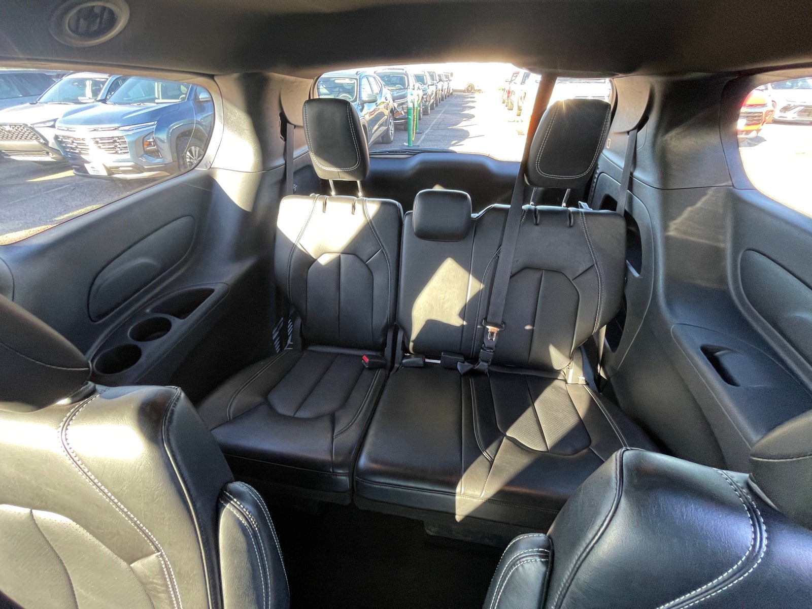 Thumbnail: 2025 Chrysler Pacifica - 5