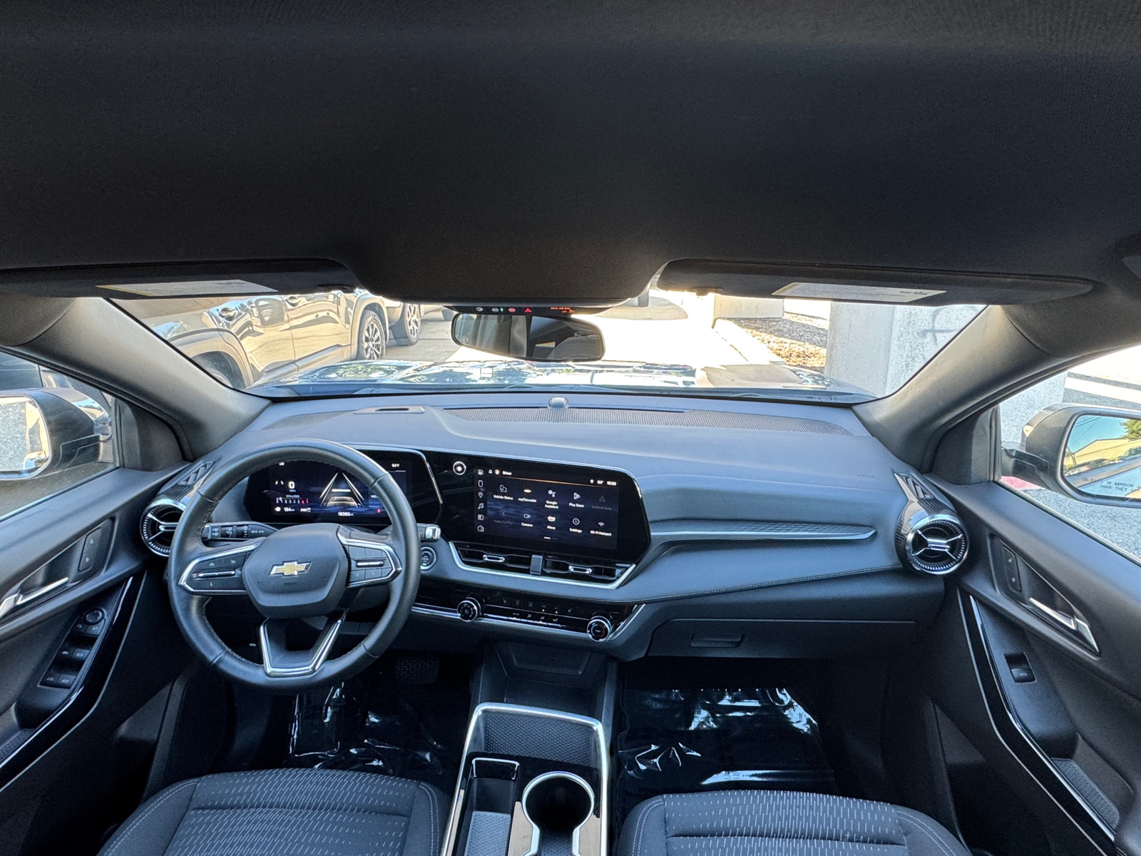 Thumbnail: 2025 Chevrolet Equinox - 3