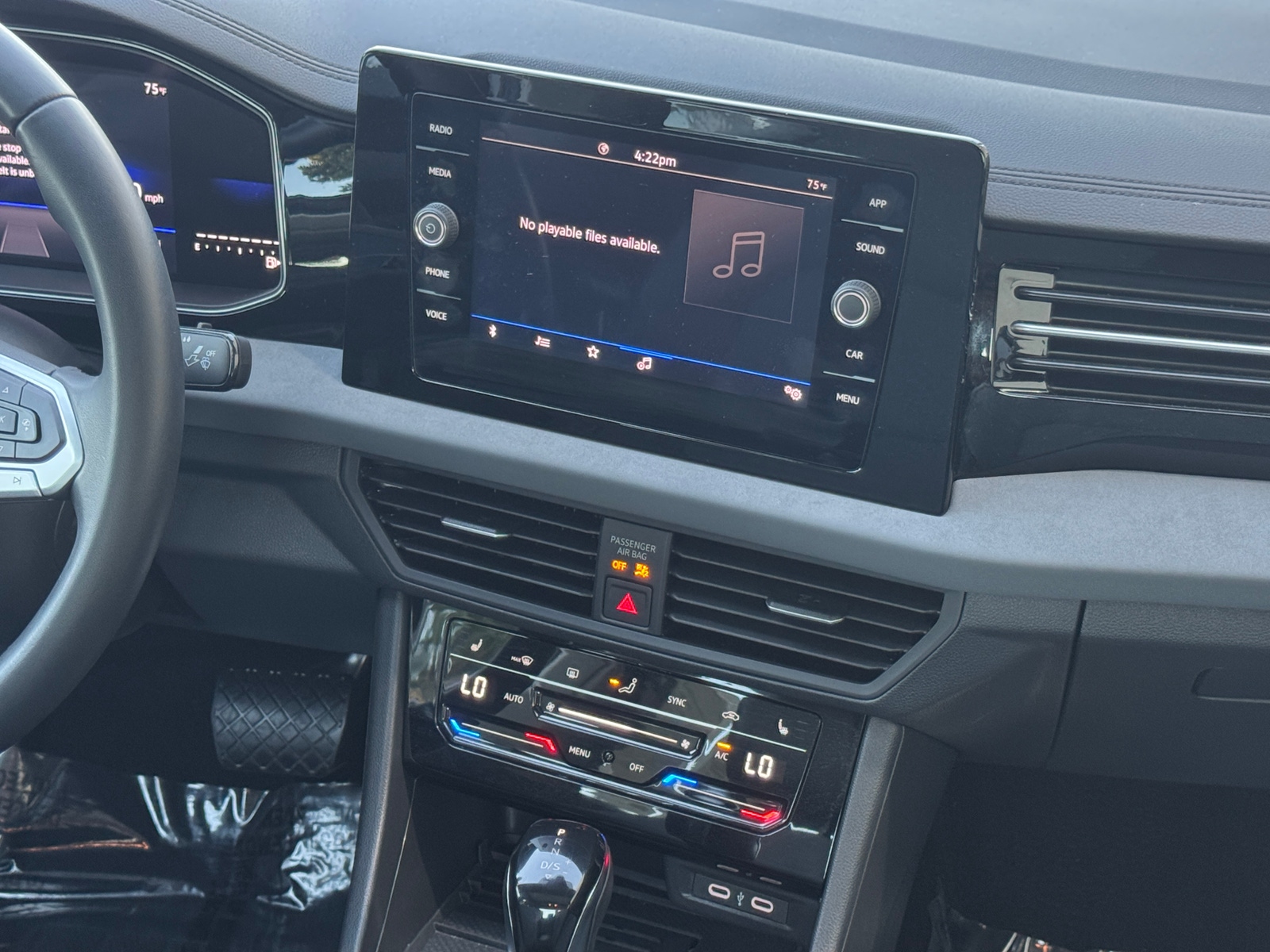 Thumbnail: 2025 Volkswagen Jetta - 4