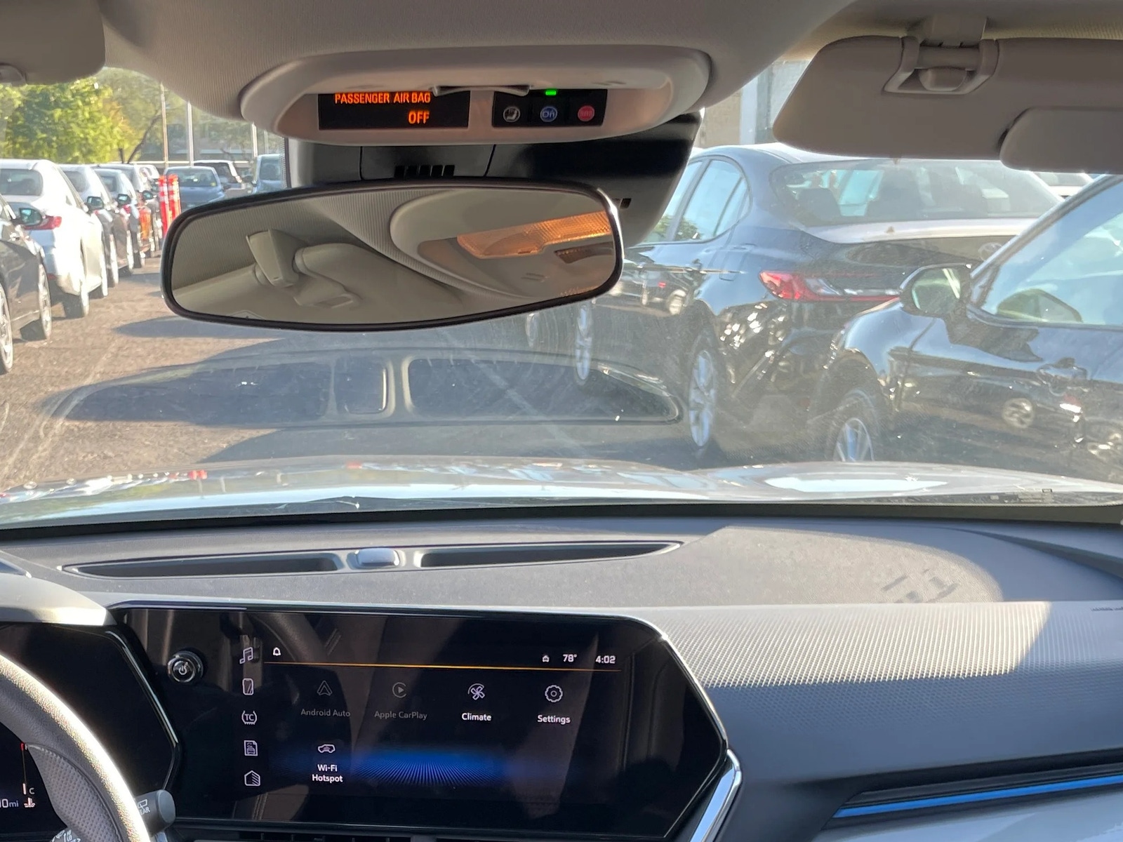 Thumbnail: 2025 Chevrolet Trax - 3