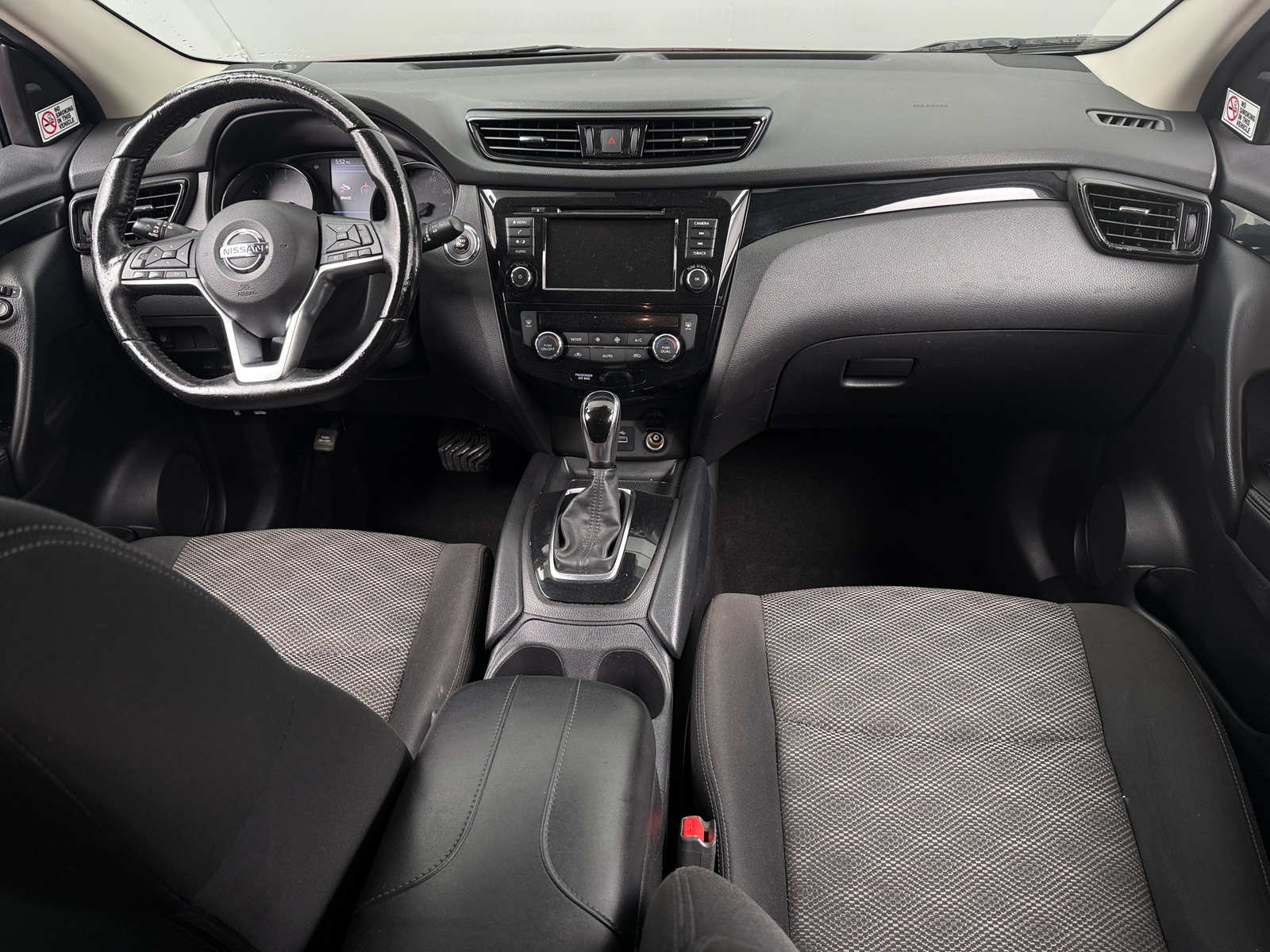 Thumbnail: 2021 Nissan Rogue Sport - 3