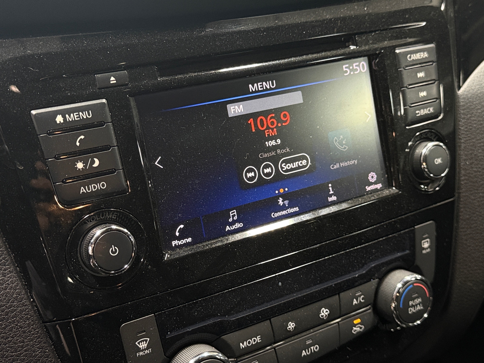 Thumbnail: 2021 Nissan Rogue Sport - 4