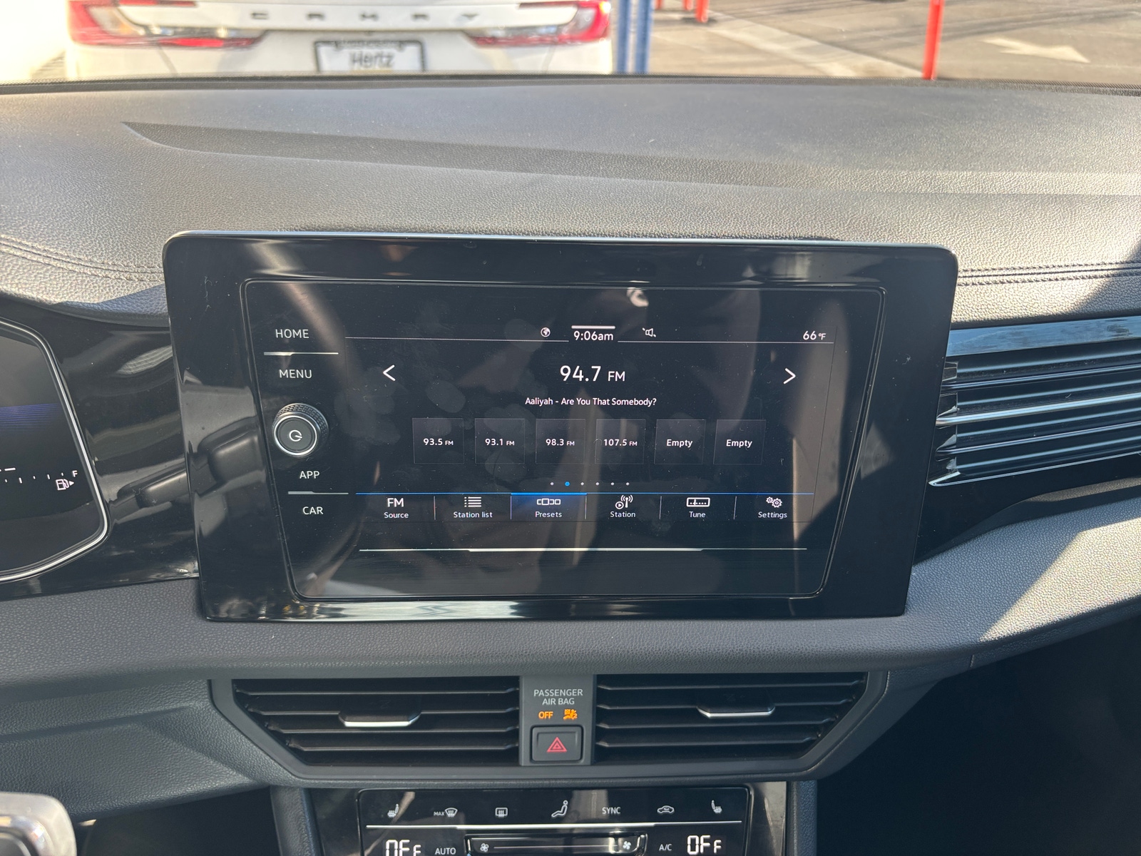 Thumbnail: 2025 Volkswagen Jetta - 4