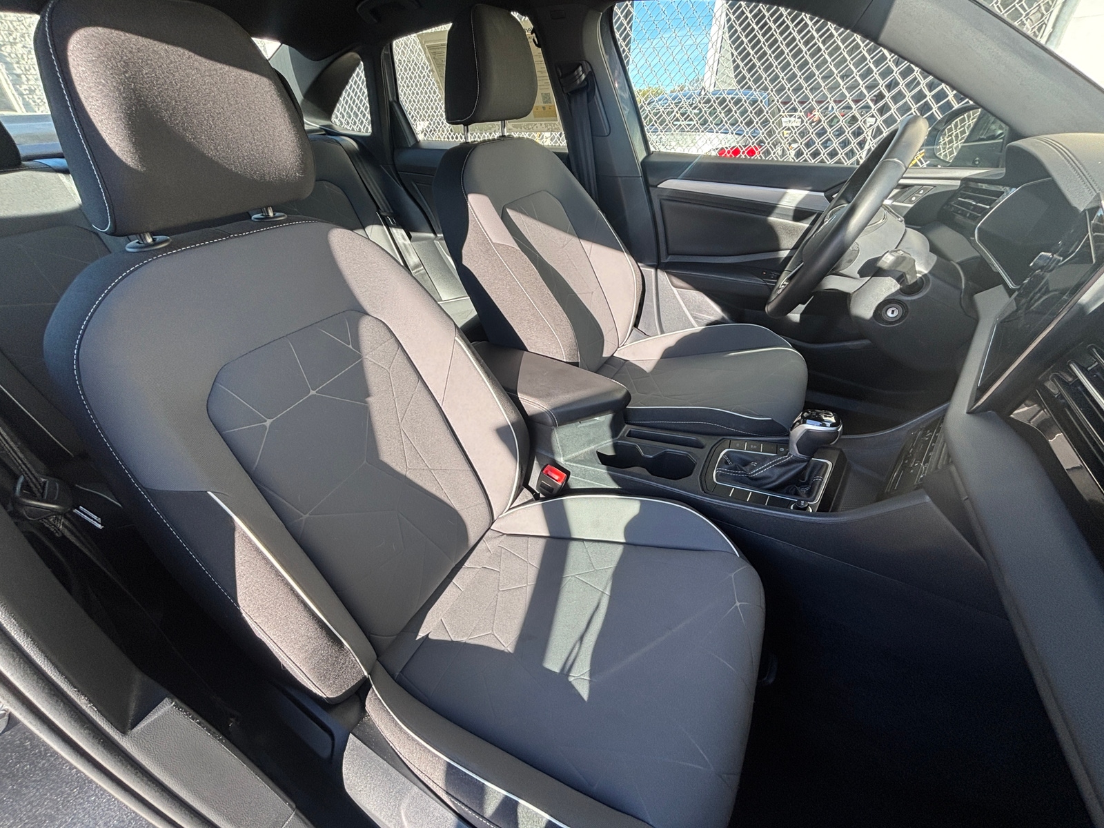 Thumbnail: 2025 Volkswagen Jetta - 2