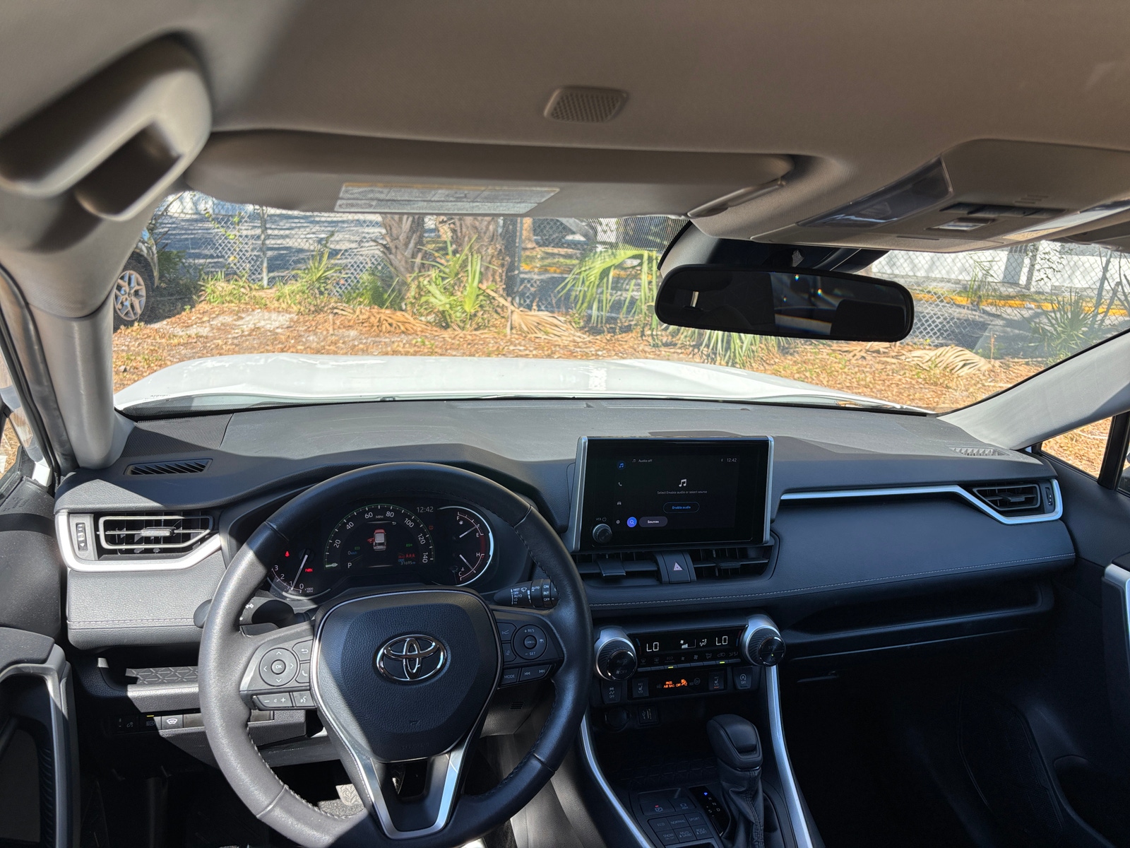 Thumbnail: 2024 Toyota RAV4 - 3