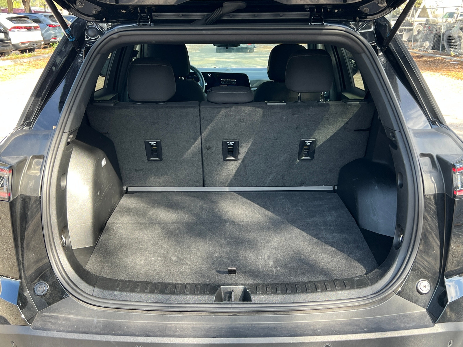 Thumbnail: 2025 Chevrolet Equinox - 4