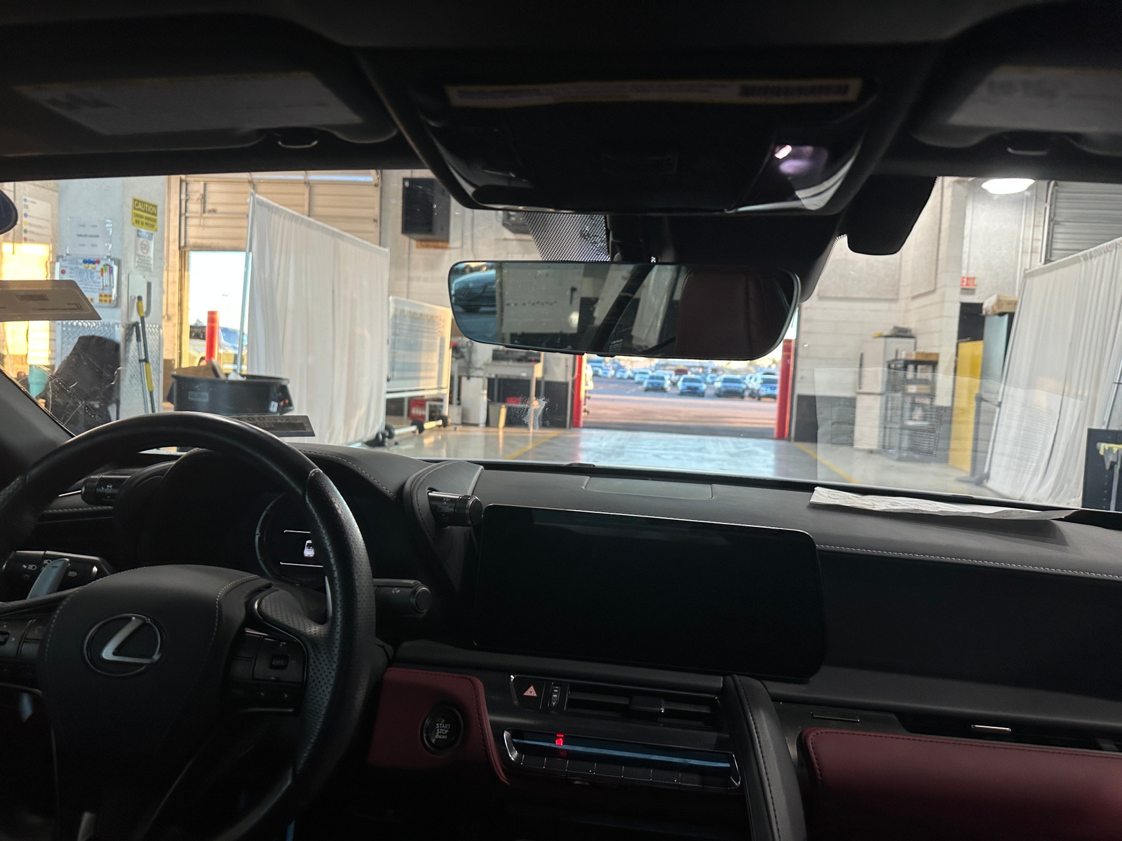 Thumbnail: 2024 Lexus LC - 2