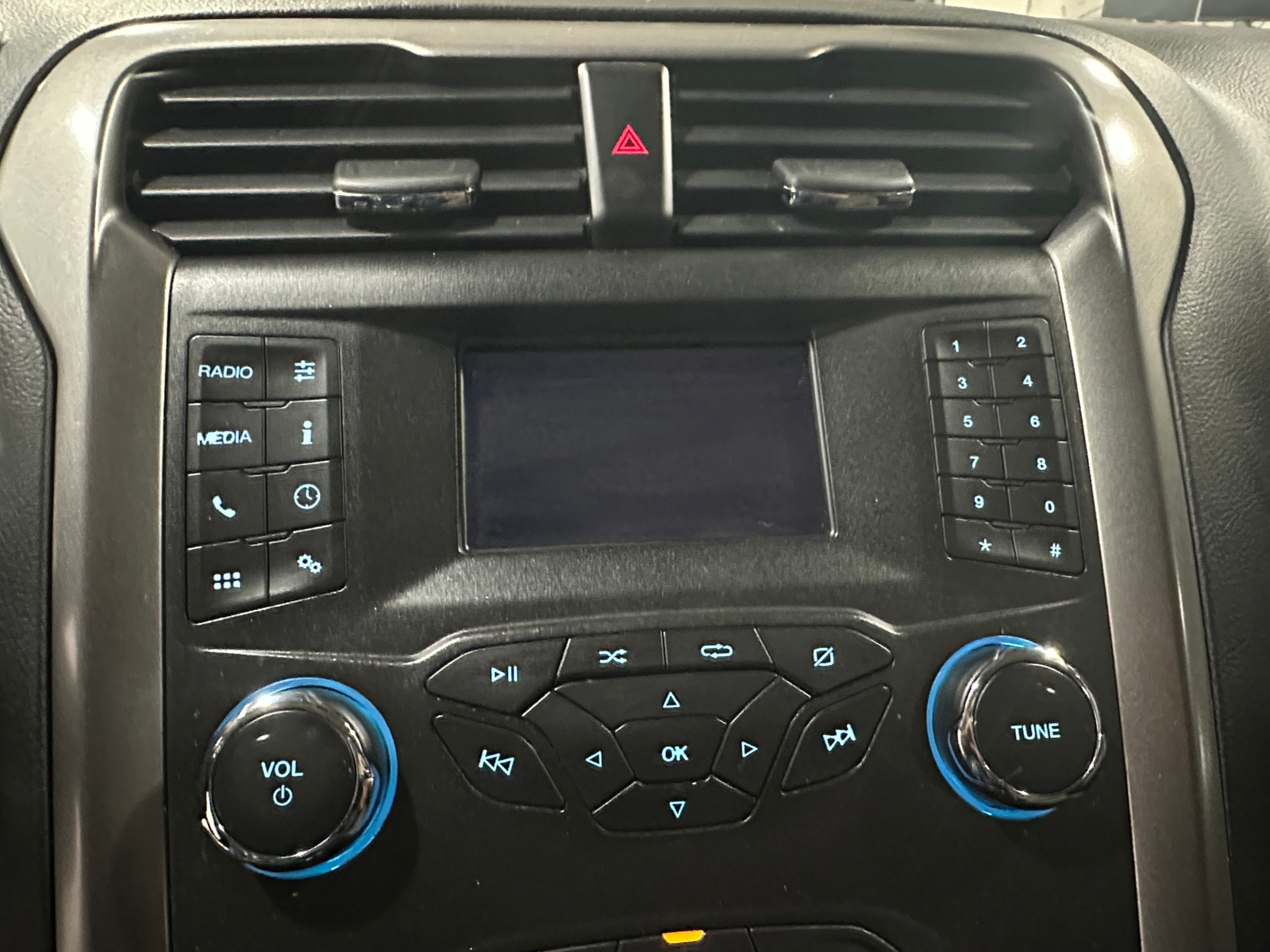 Thumbnail: 2020 Ford Fusion - 4