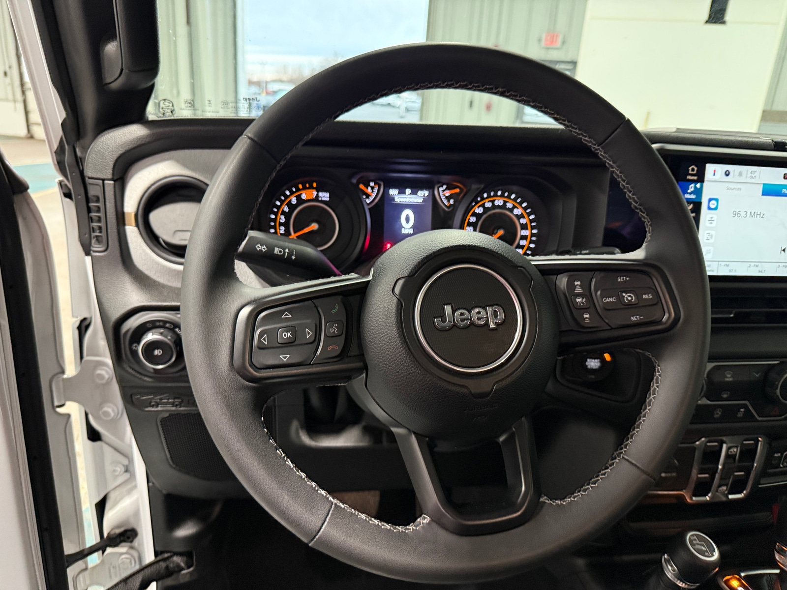 Thumbnail: 2025 Jeep Wrangler - 5