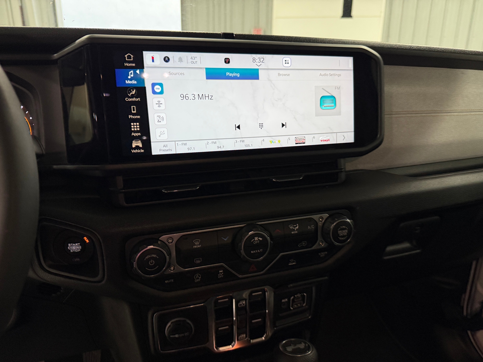 Thumbnail: 2025 Jeep Wrangler - 4