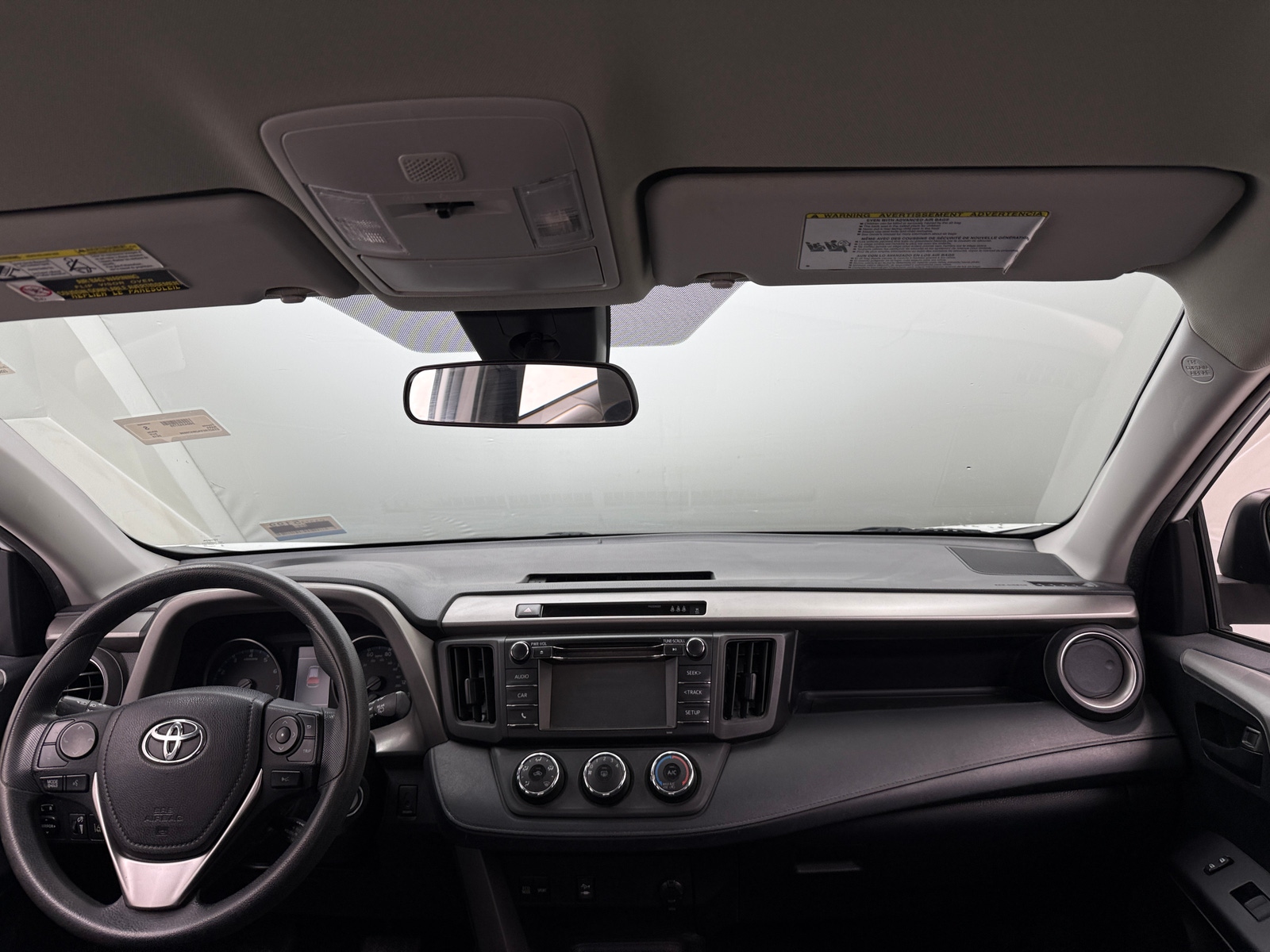 Thumbnail: 2018 Toyota RAV4 - 3