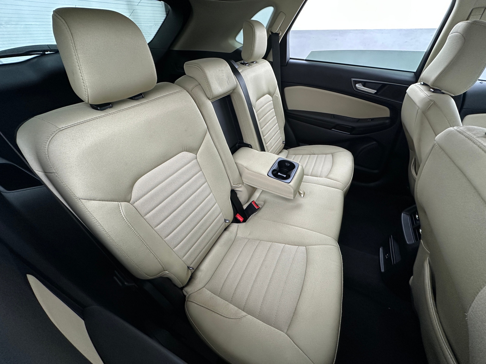 Thumbnail: 2022 Ford Edge - 6