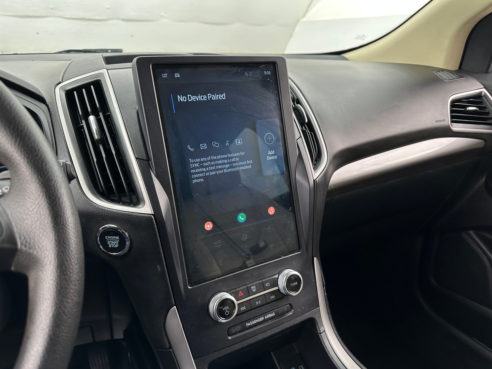 Thumbnail: 2022 Ford Edge - 4