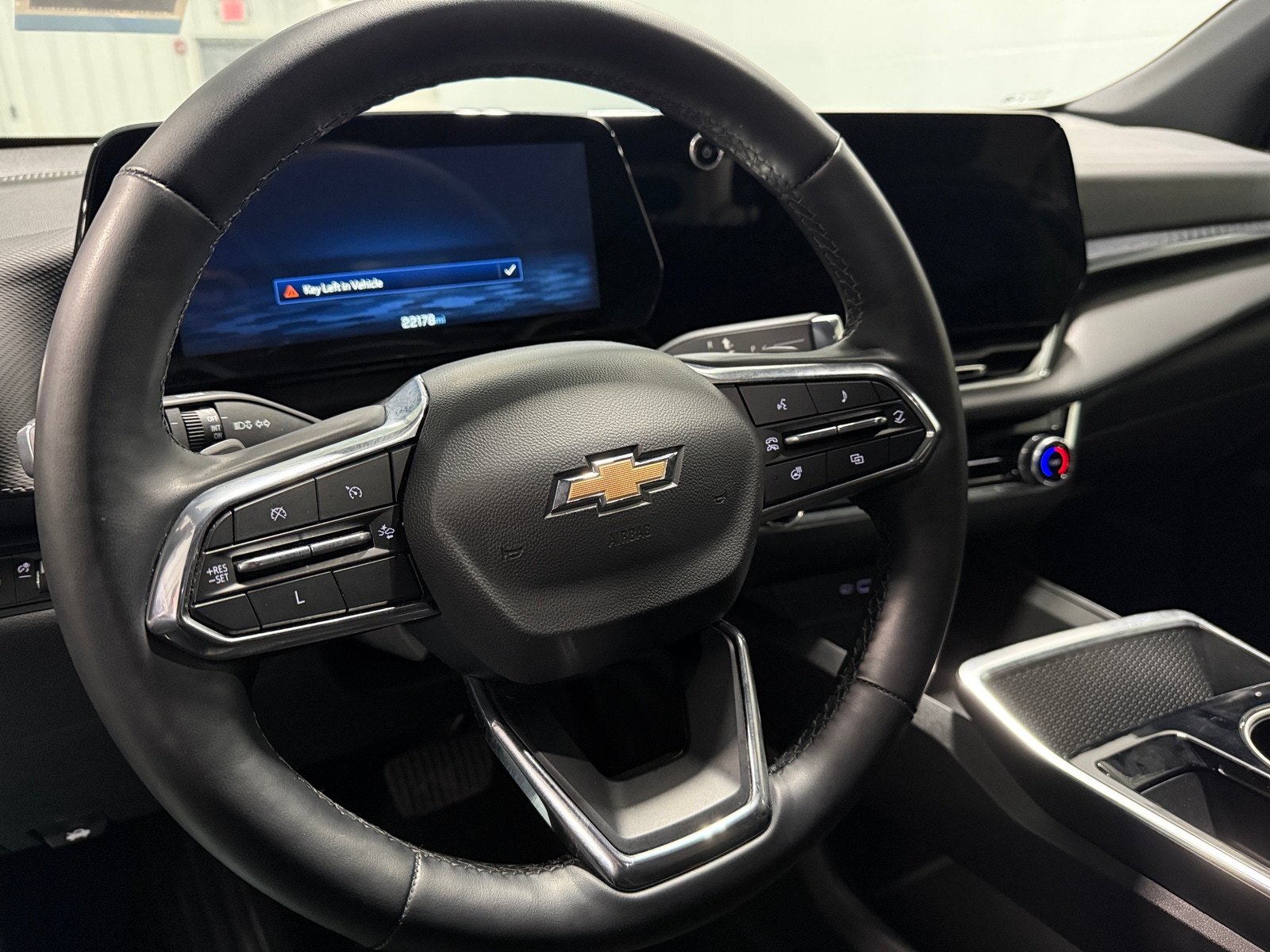 Thumbnail: 2025 Chevrolet Equinox - 5