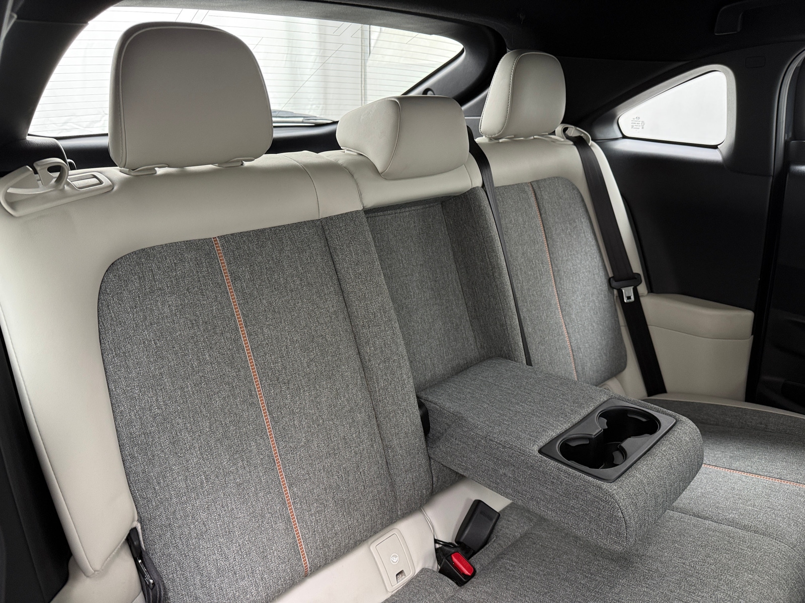 Thumbnail: 2022 Mazda MX-30 - 6