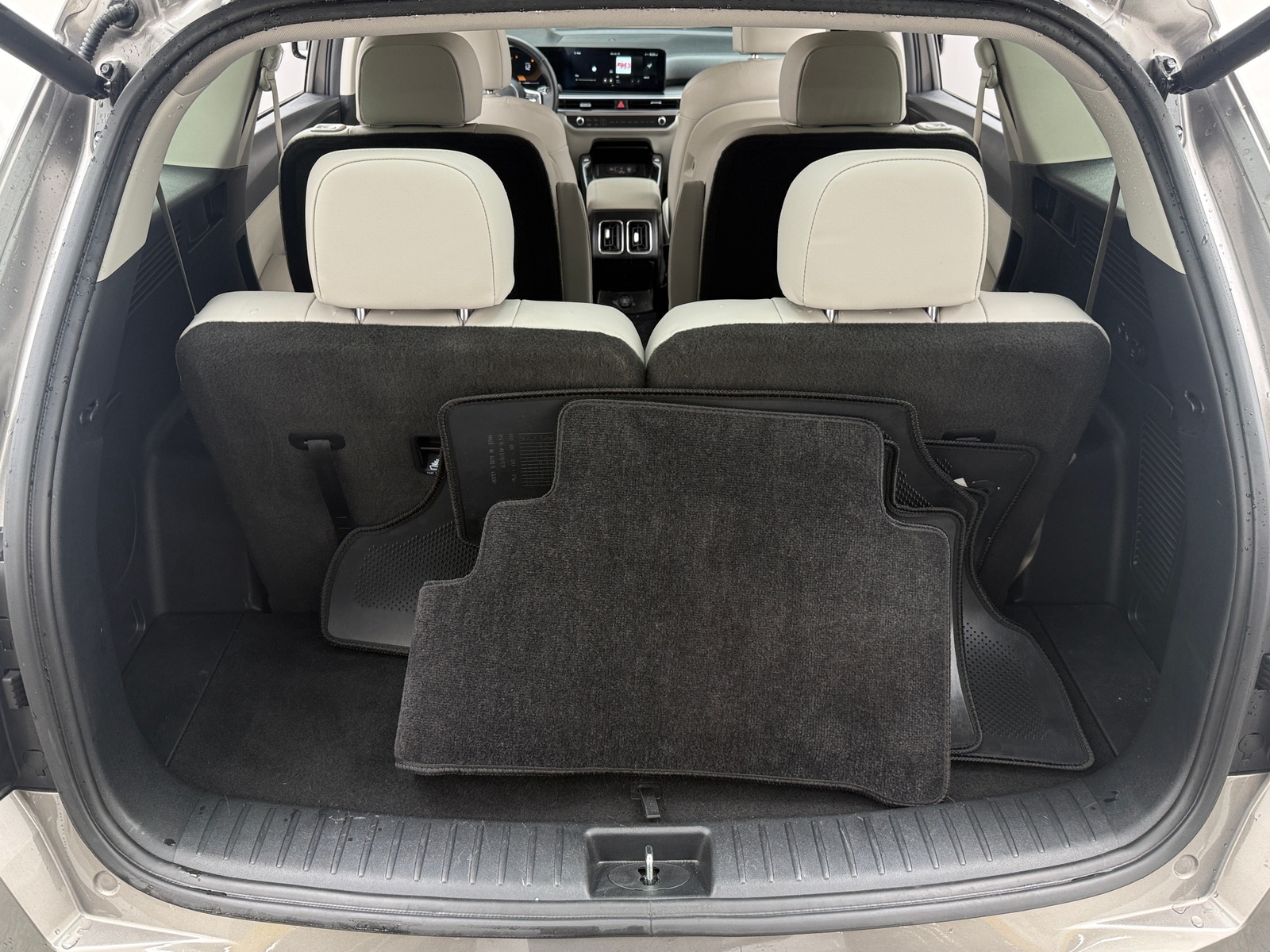 Thumbnail: 2025 Kia Sorento - 6