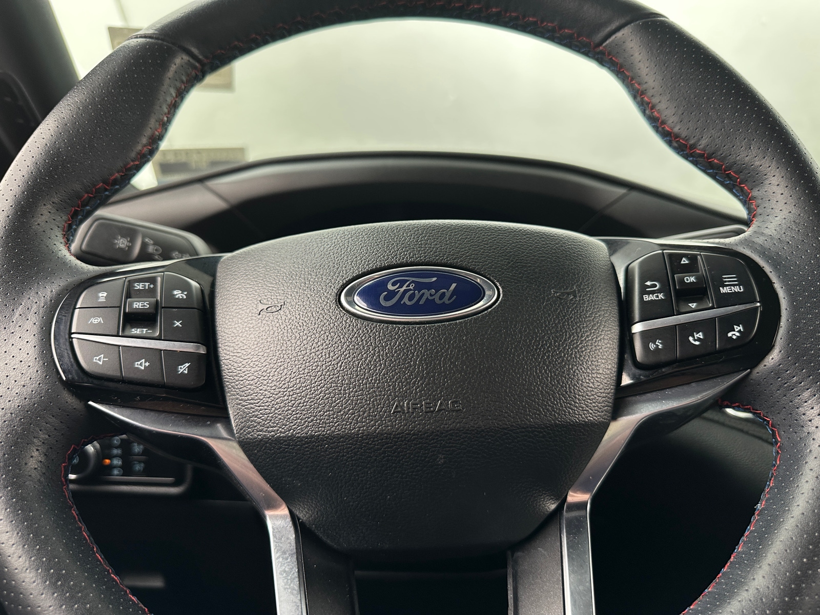 Thumbnail: 2023 Ford Explorer - 4