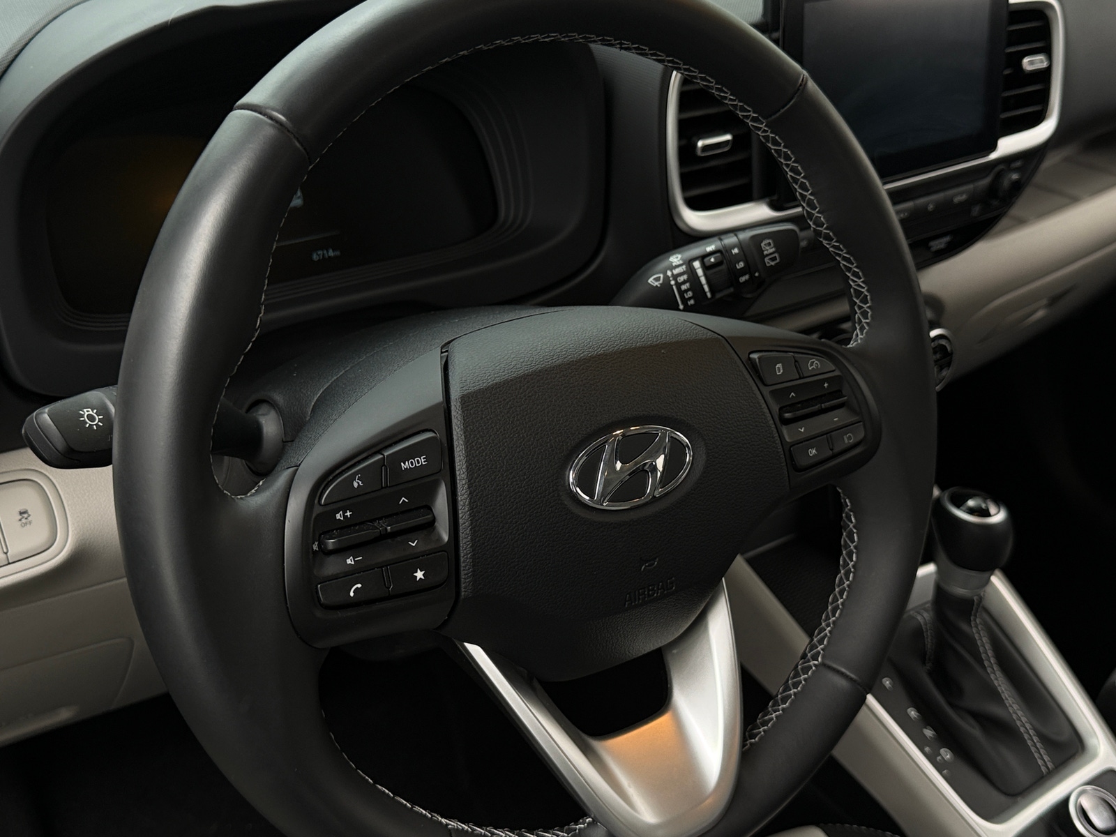 Thumbnail: 2025 Hyundai Venue - 5