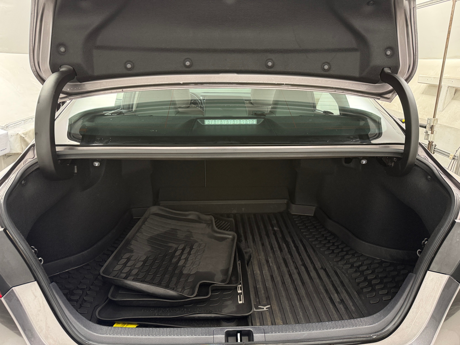 Thumbnail: 2020 Toyota Camry - 6