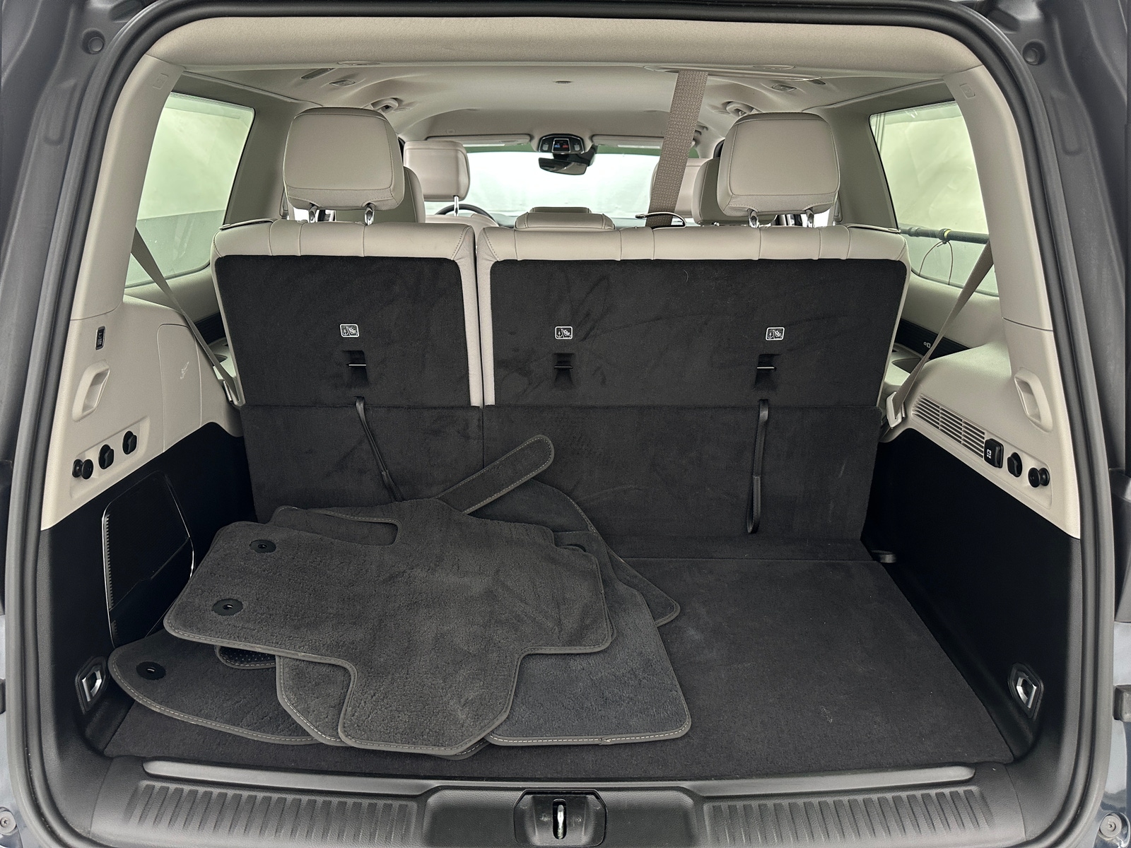 Thumbnail: 2024 Jeep Wagoneer - 6