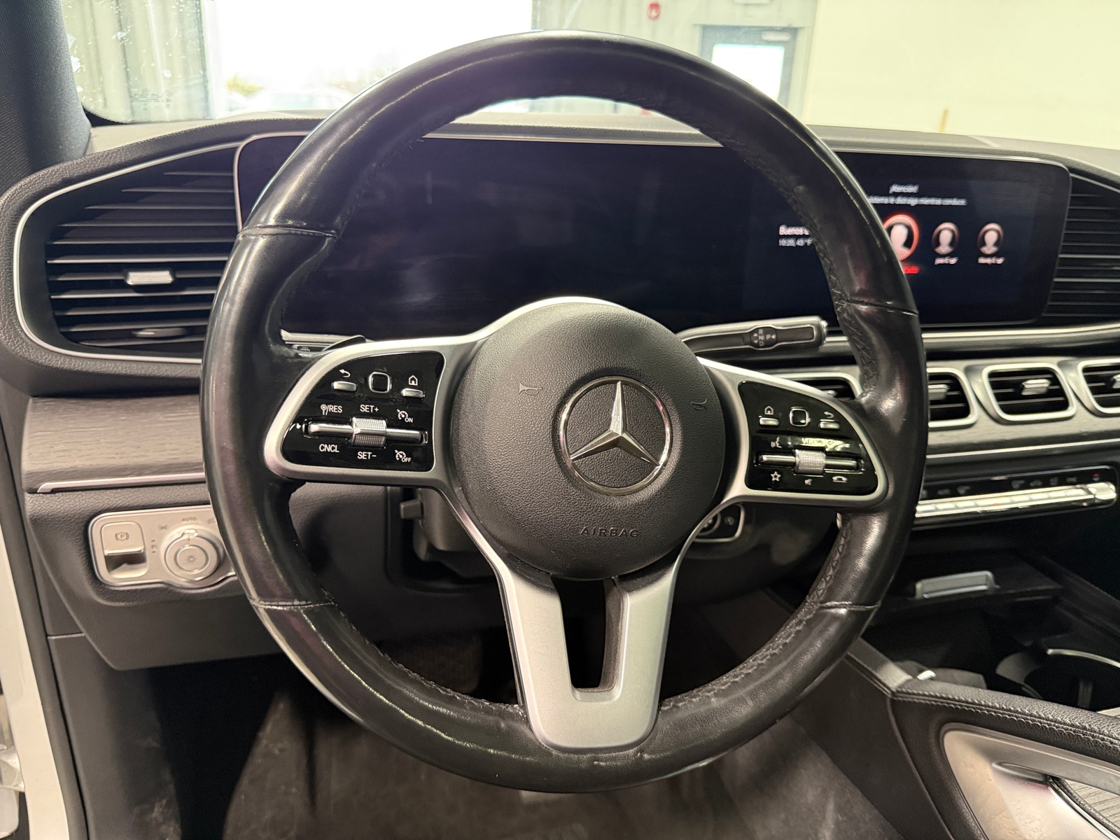 Thumbnail: 2020 Mercedes-Benz GLE - 4