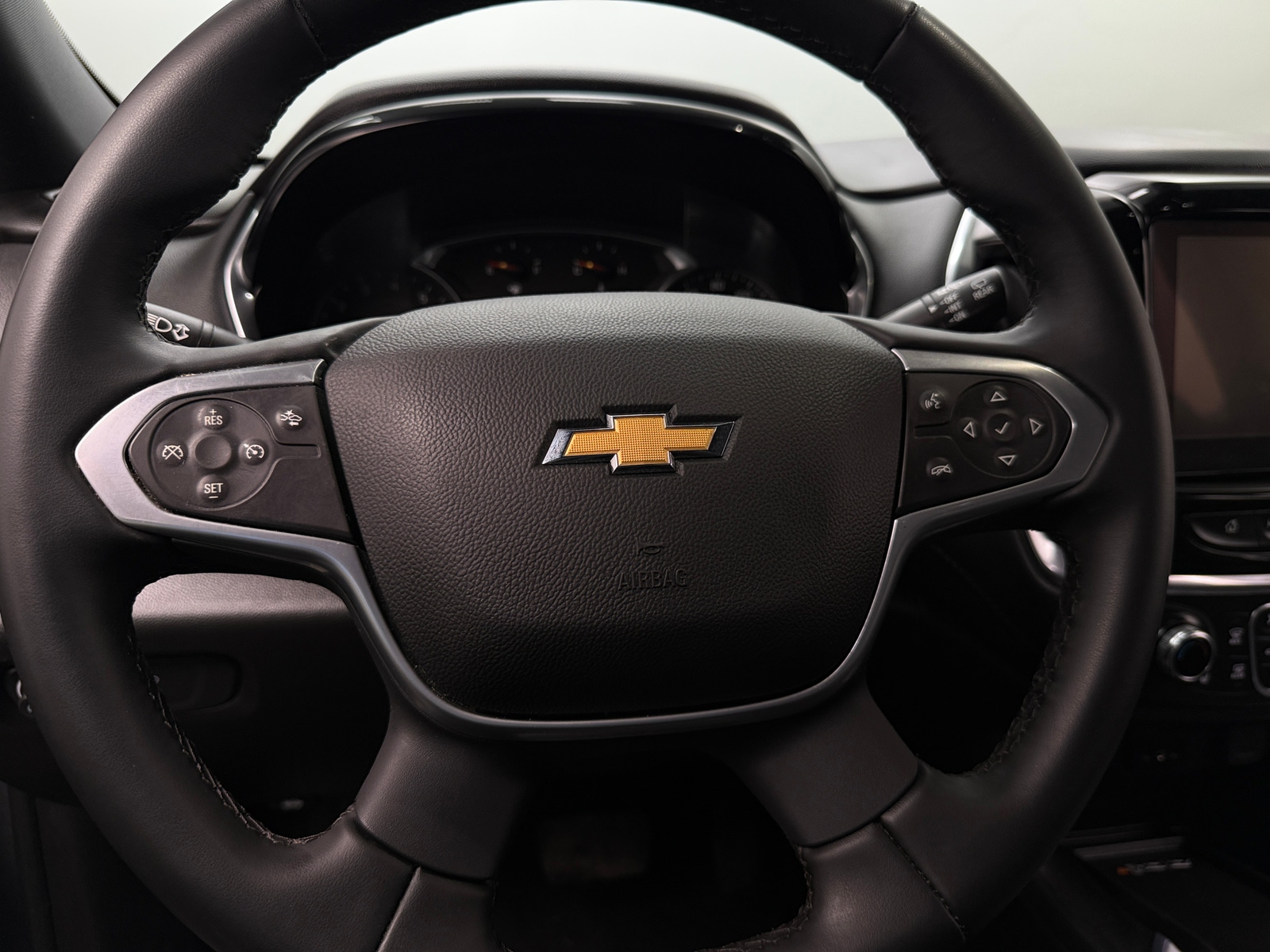 Thumbnail: 2023 Chevrolet Traverse - 5