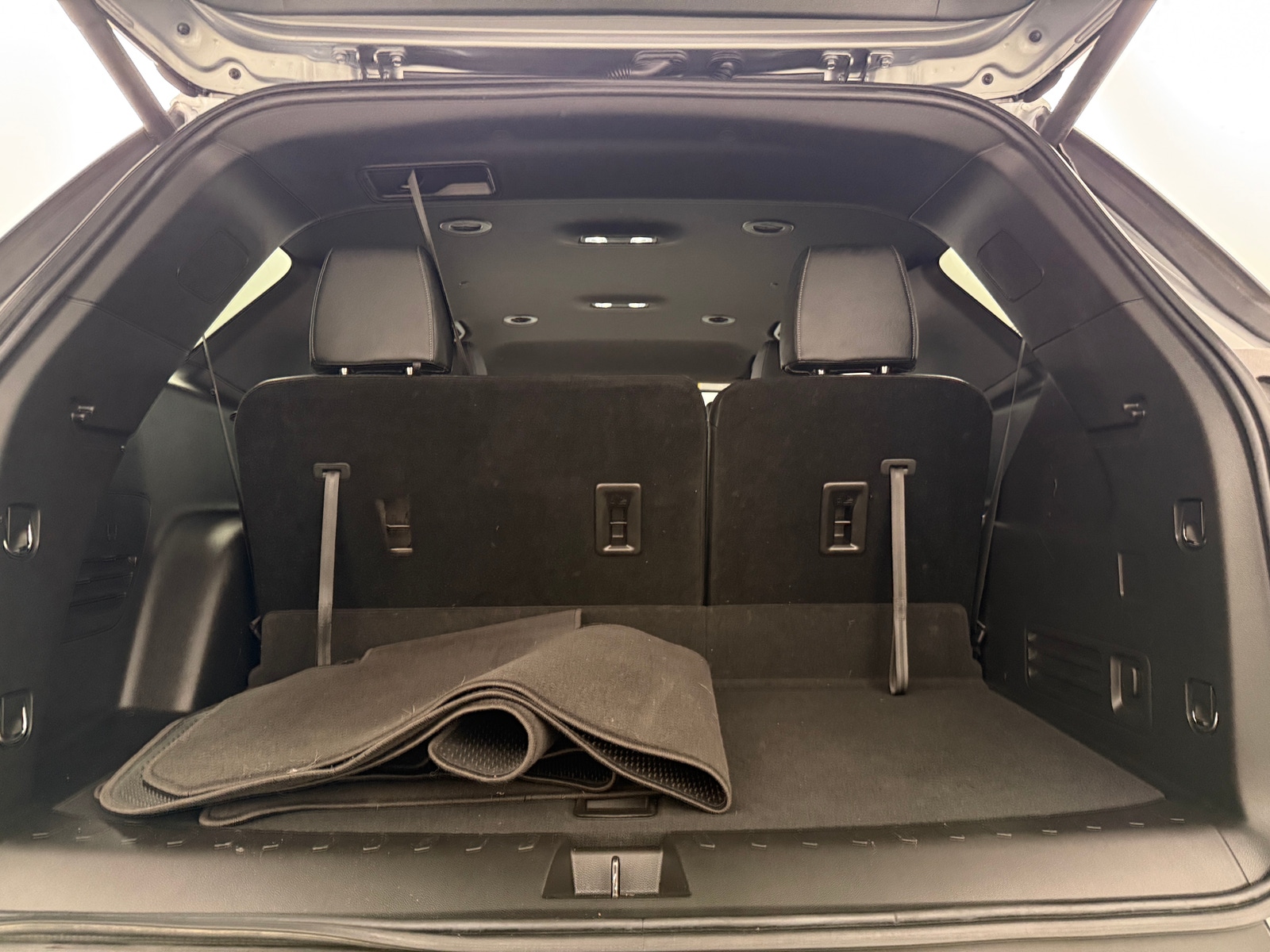 Thumbnail: 2023 Chevrolet Traverse - 7