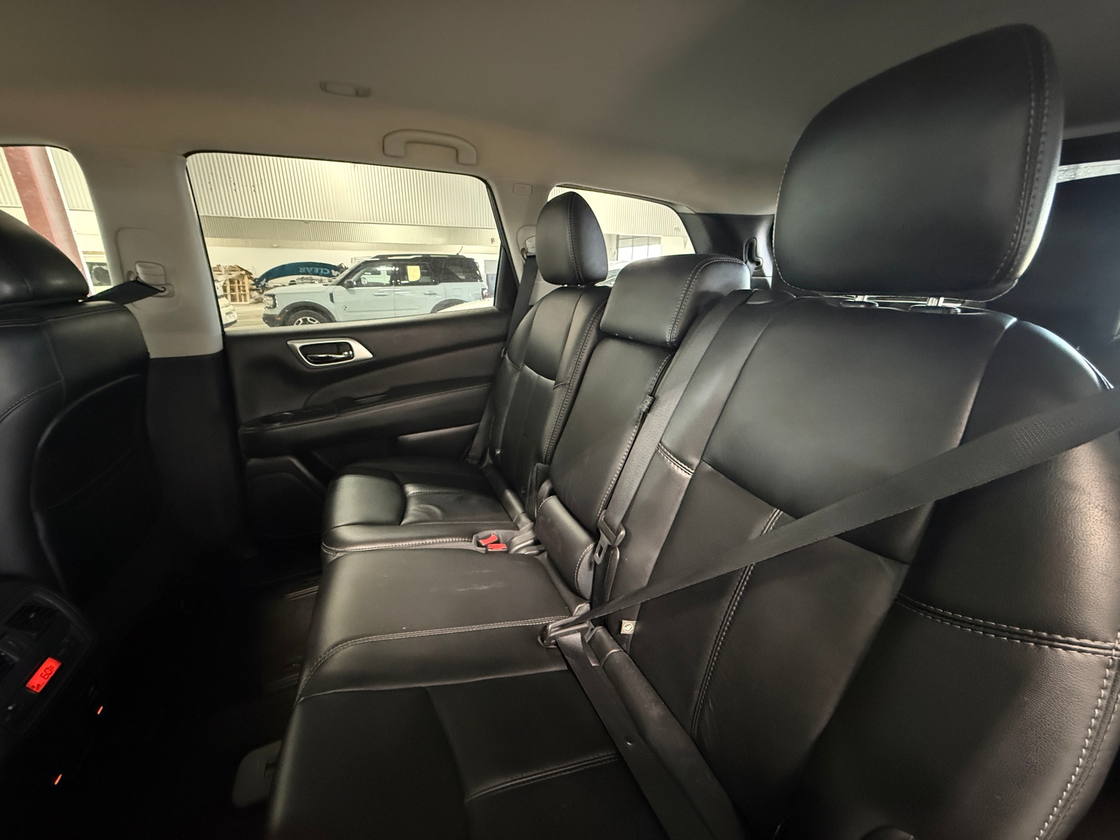 Thumbnail: 2015 Nissan Pathfinder - 5