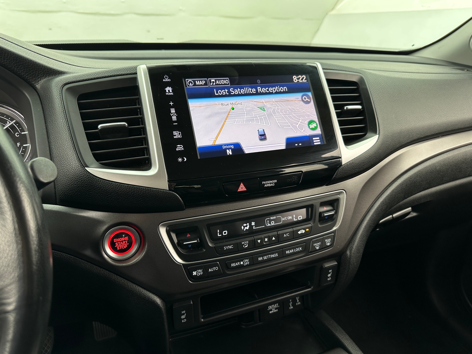 Thumbnail: 2018 Honda Pilot - 3