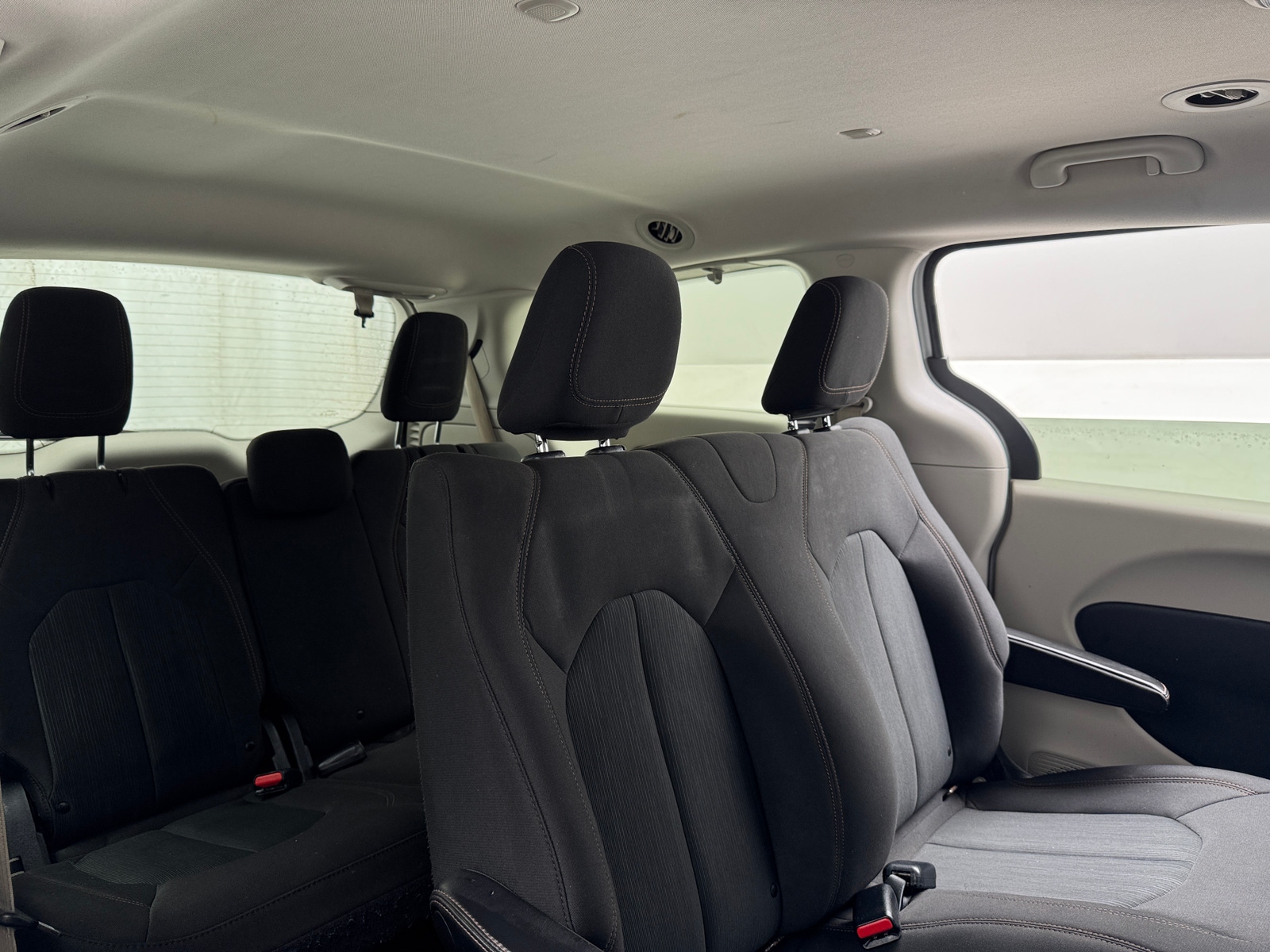 Thumbnail: 2019 Chrysler Pacifica - 6