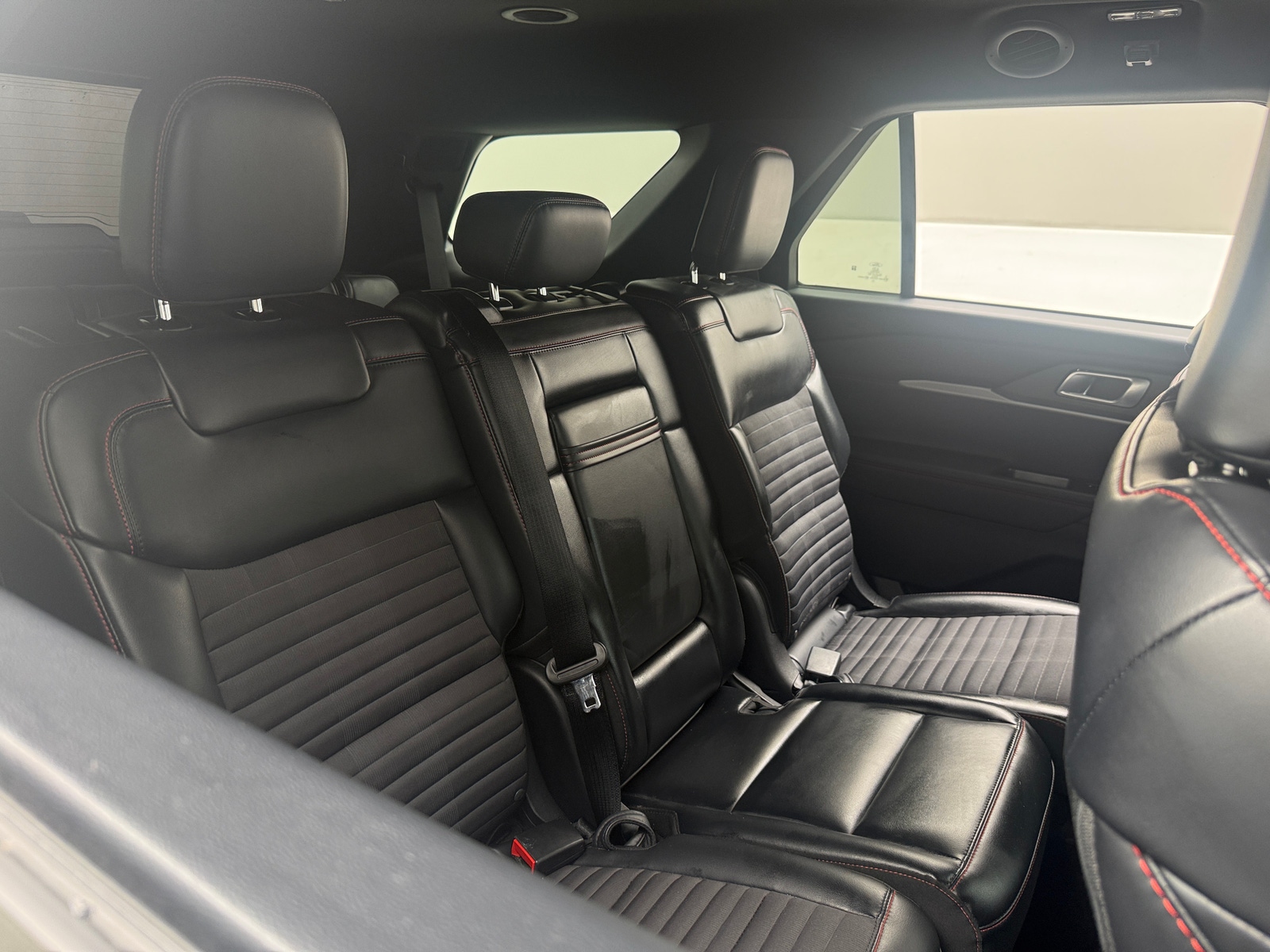 Thumbnail: 2025 Ford Explorer - 5