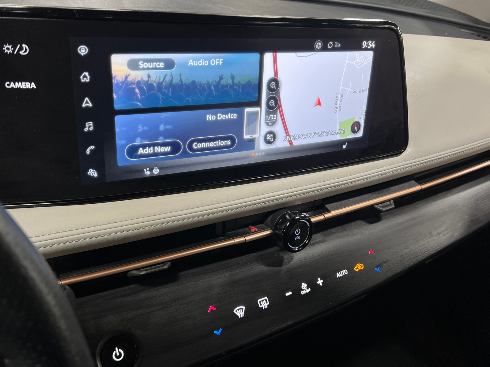 Thumbnail: 2023 Nissan Ariya - 3