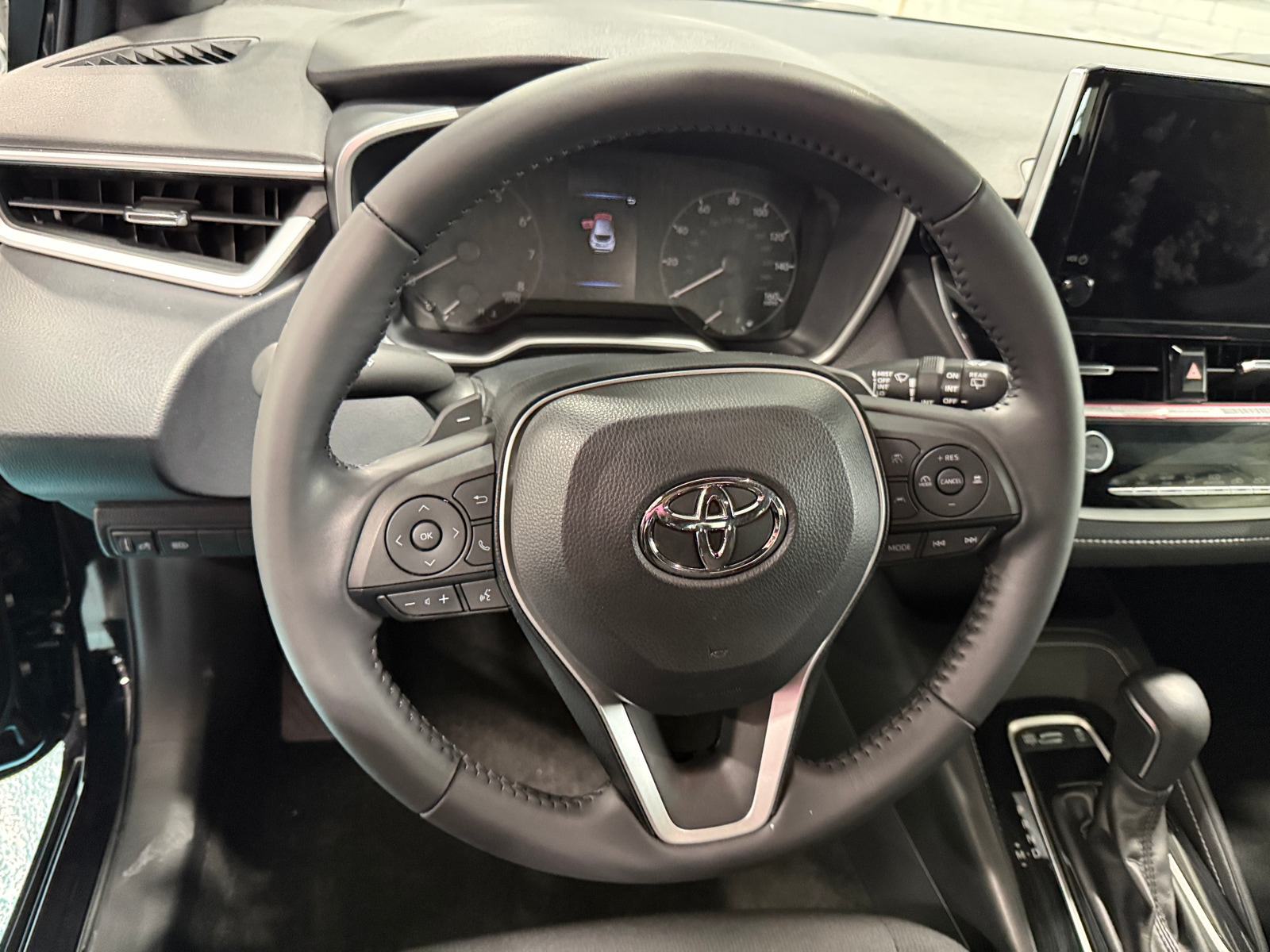 Thumbnail: 2025 Toyota Corolla - 5