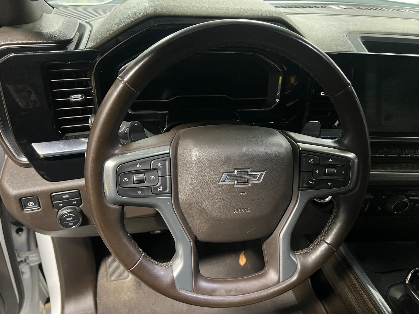 Thumbnail: 2024 Chevrolet Silverado 1500 - 5