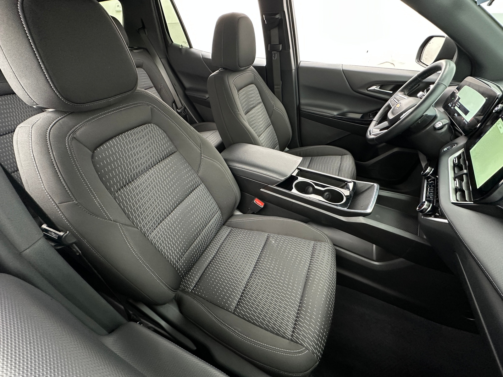 Thumbnail: 2025 Chevrolet Equinox - 2